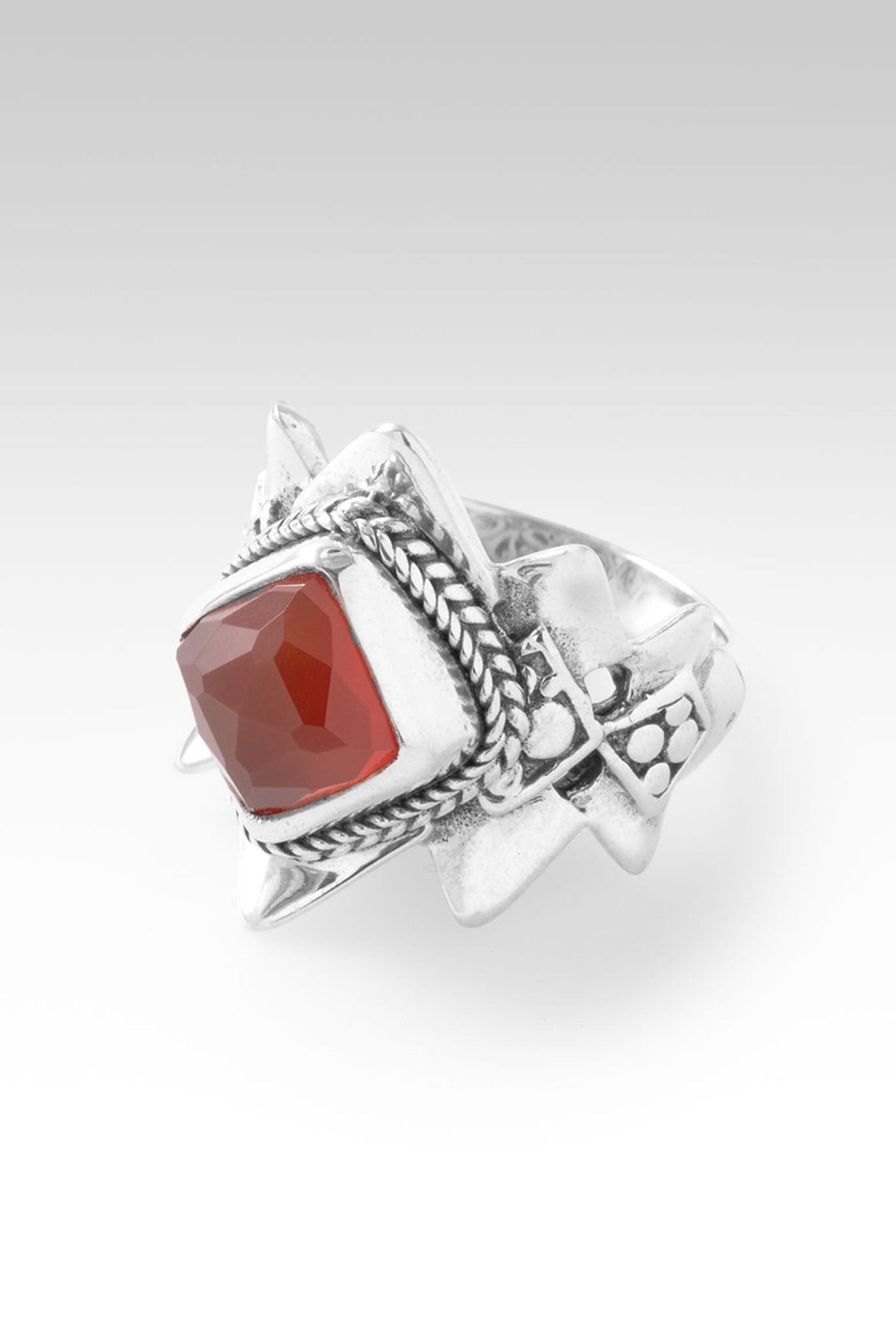 Guiding Light Ring™ in Carnelian - Natural Gemstone Jewelry for Women, Healing Crystal Ring for Meditation & Energy Balancing | Perfect for Yoga, Spiritual Practices & Everyday Wear