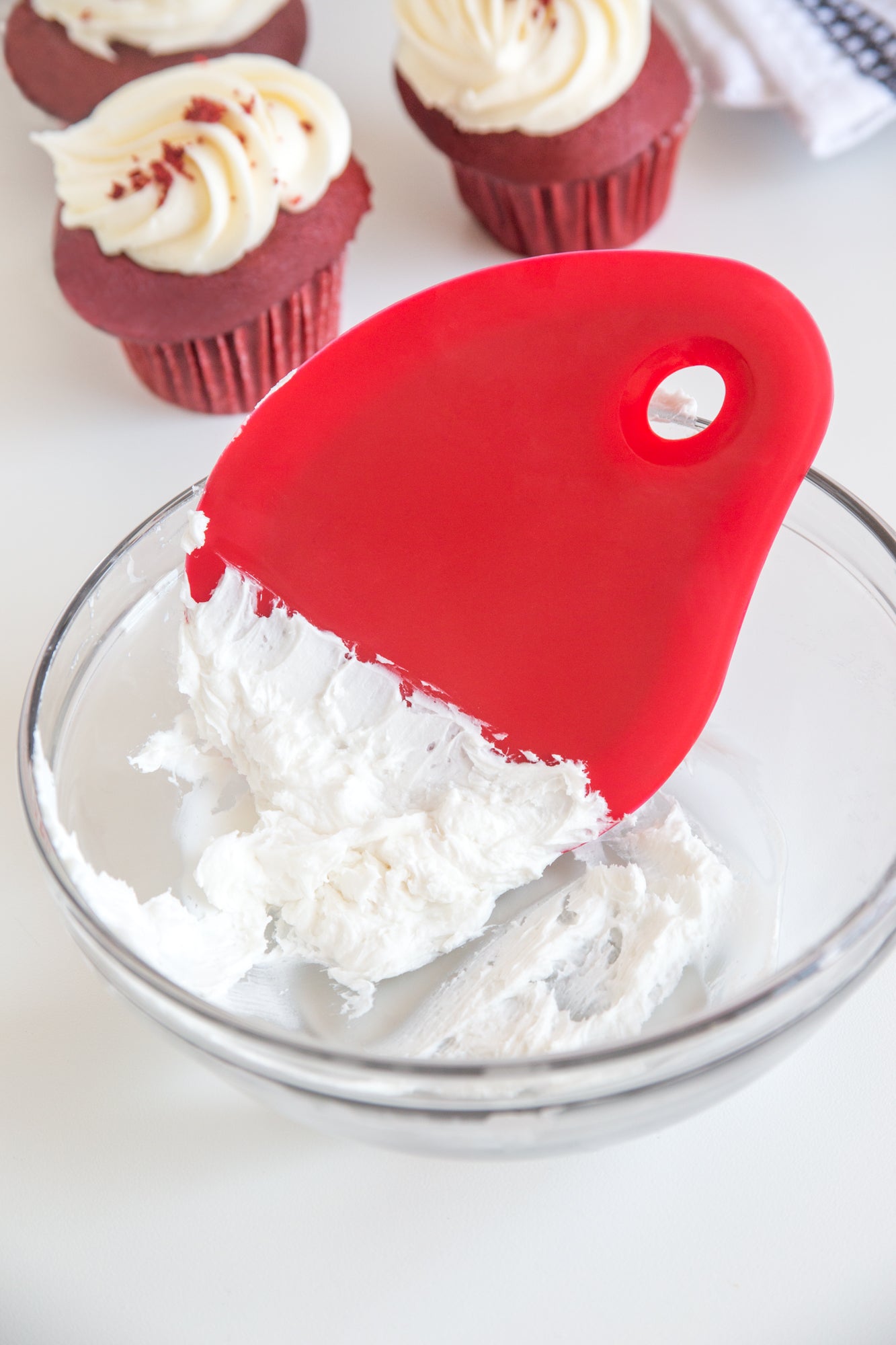 Silicone Bowl Scraper - Flexible Kitchen Tool for Mixing, Scraping & Cleaning Hard-to-Reach Spots - Perfect for Baking, Cooking & Food Prep