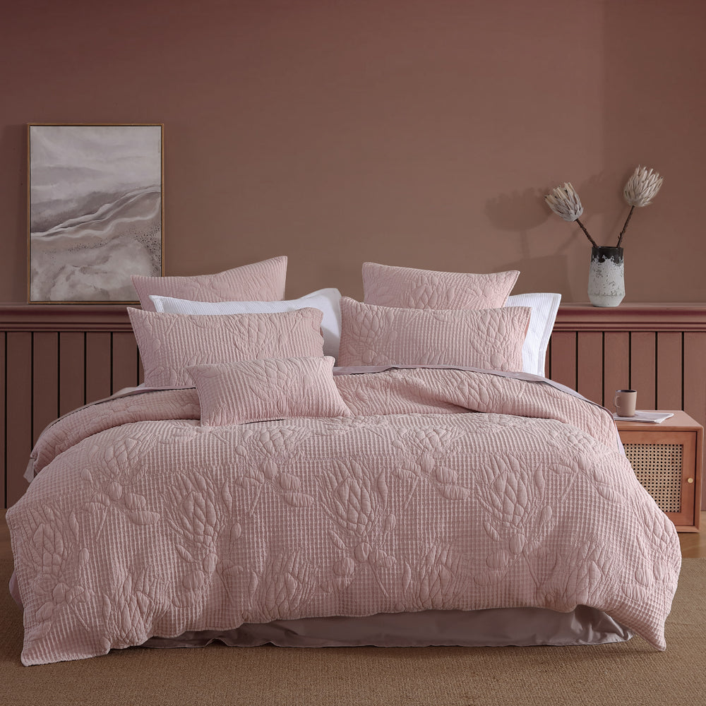 Luxury Flourish Rose Quilt Cover Set - Super King Size Bedding for Master Bedroom | Elegant Floral Pattern Home Decor for Guest Rooms & Hotels
