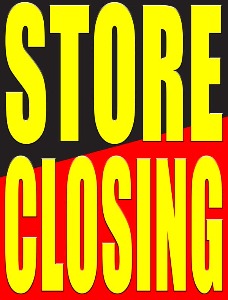 Store Closing Plastic Window Sign - Durable Business Signage for Retail Shops & Restaurants - Perfect for Clearance Sales & Going Out of Business Announcements