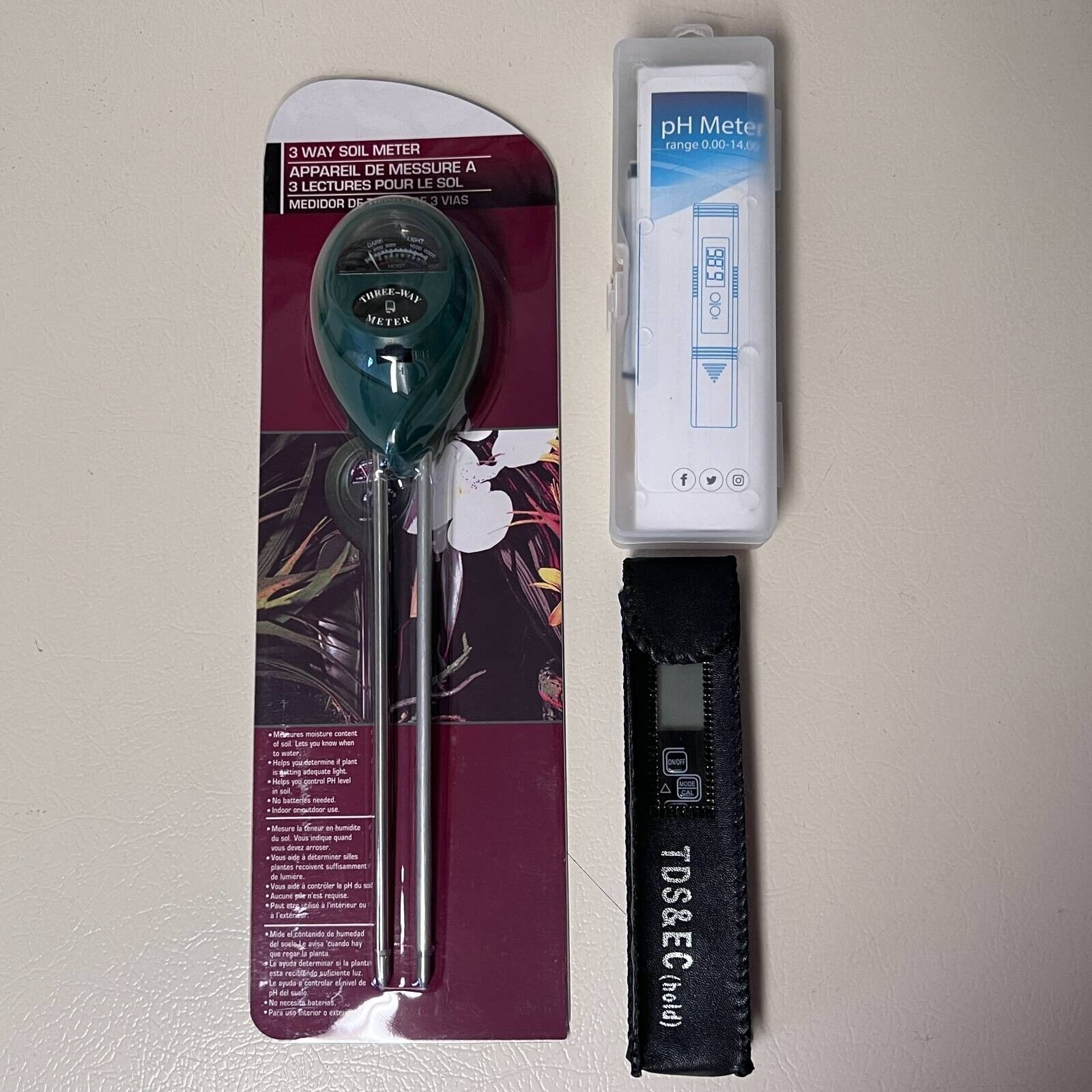 3-in-1 Soil pH Tester - Digital Moisture/Light/pH Meter for Indoor & Outdoor Plants - Perfect for Gardening, Farming, and Lawn Care