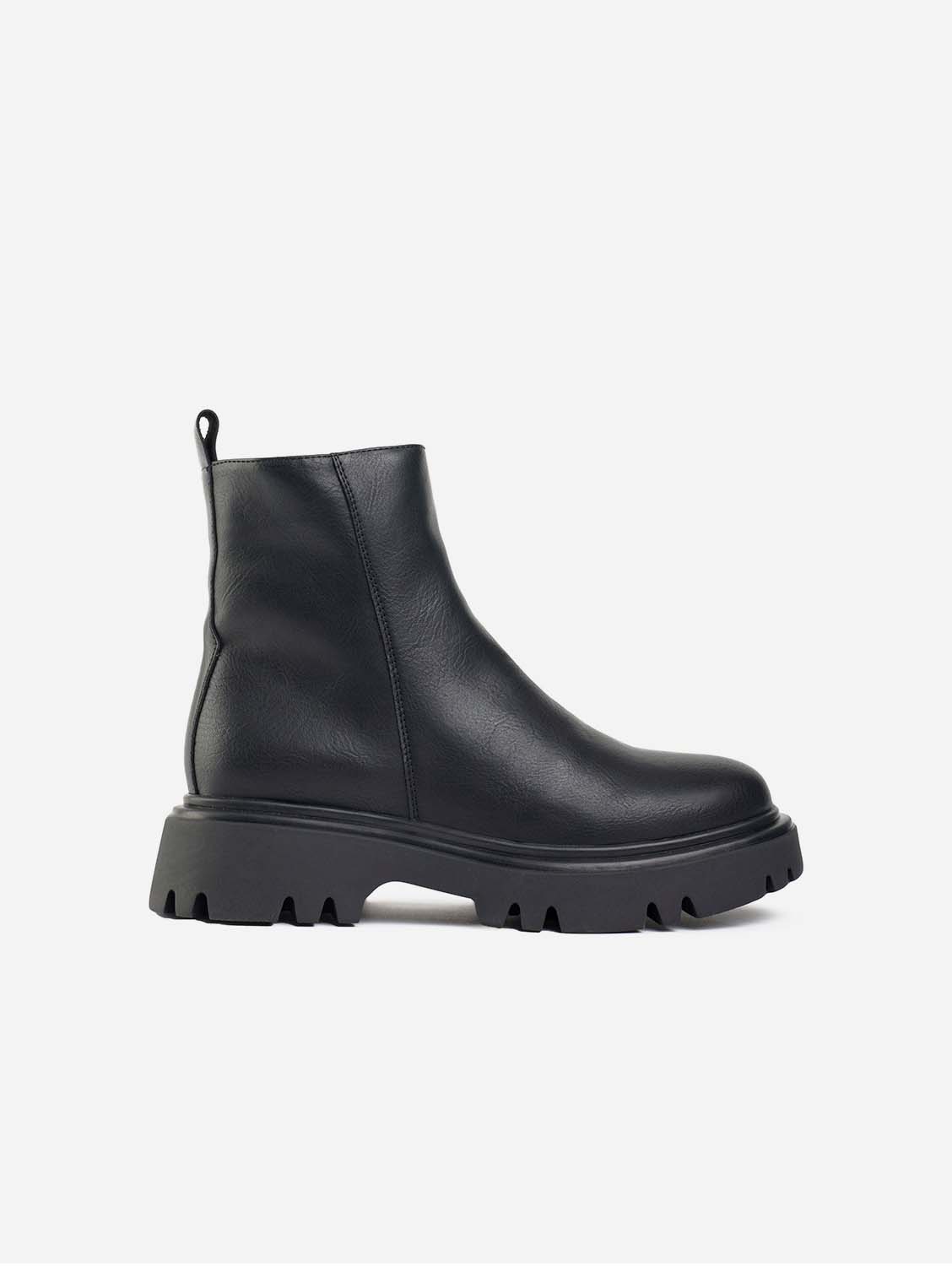 Cameo Women's Vegan Leather Ankle Boots - Black | Stylish & Comfortable Fall Winter Booties for Casual Outfits, Office Wear & Date Nights