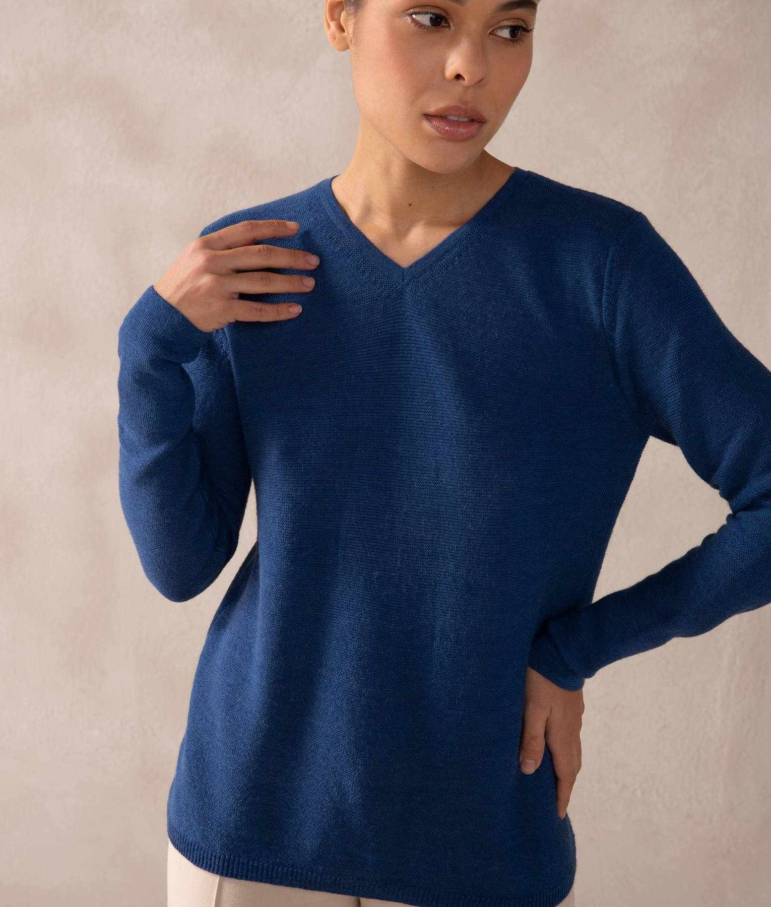 Soft & Cozy Baby Alpaca Wool Sweater for Women - Warm Winter Pullover for Casual Wear & Outdoor Activities