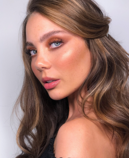 Everglow Hydrating Illuminator 06 Gilded - Radiant Face Highlighter for Dewy Glow Makeup | Perfect for Daytime & Nighttime Looks
