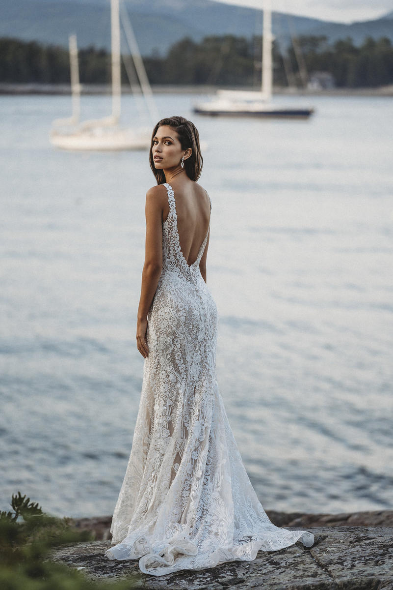 Allure Bridals 9618 Elegant Lace Wedding Gown with Beaded Details - Perfect for Church Ceremonies & Formal Receptions