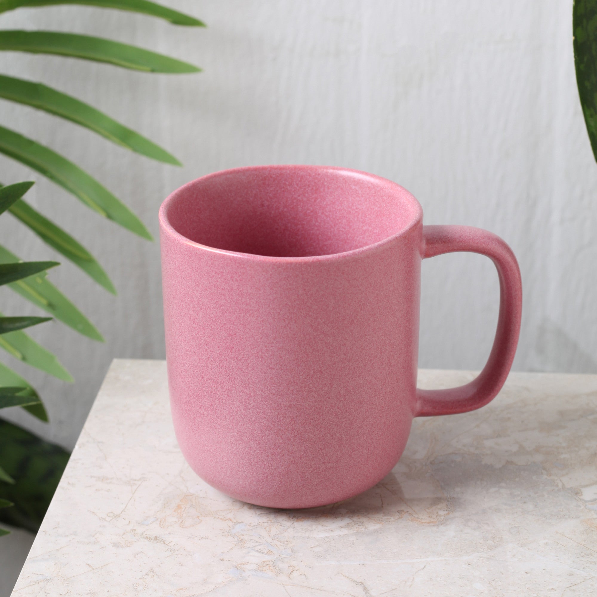 Premium Tom Stoneware Mug - Pink & White Ceramic Coffee Cup for Home, Office & Outdoor Use | Microwave & Dishwasher Safe | Perfect for Tea, Coffee & Hot Beverages