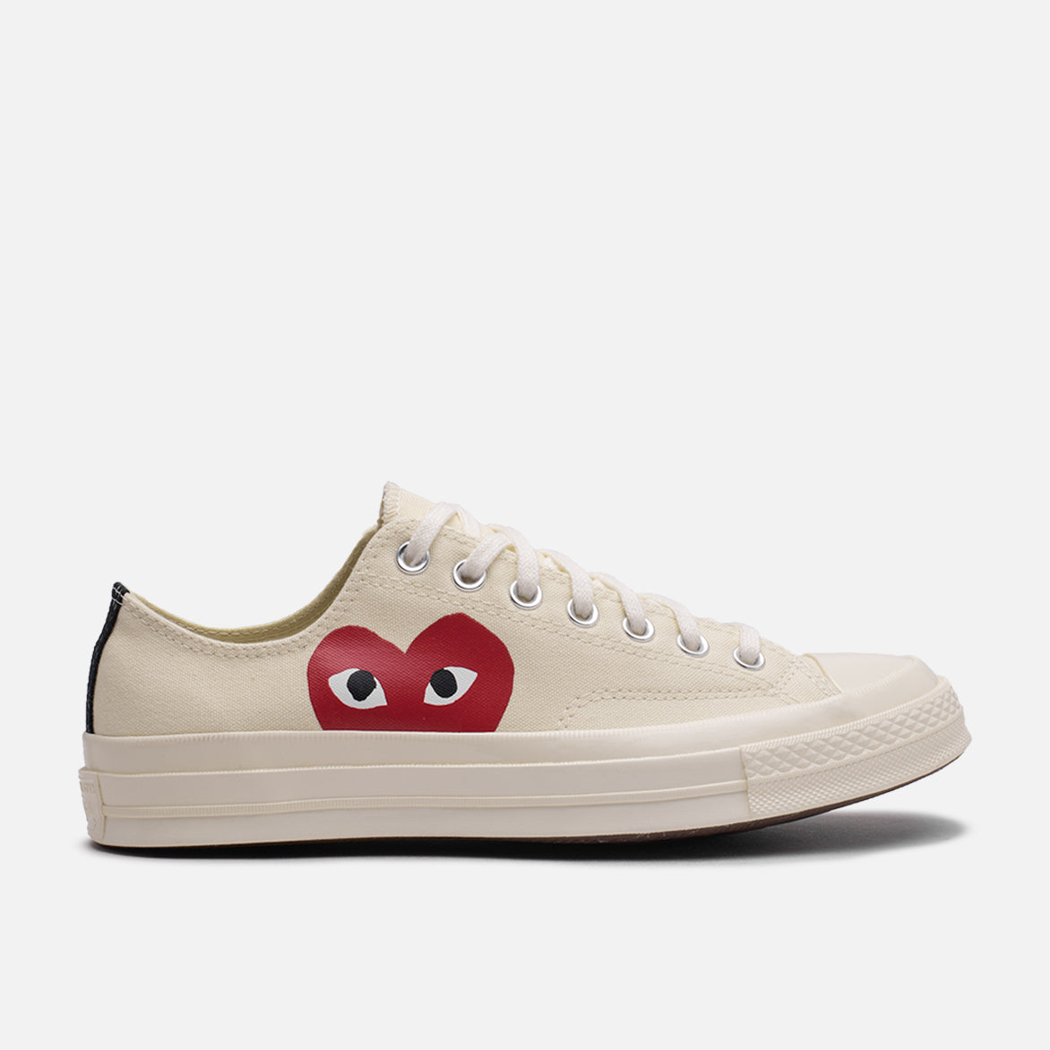 CDG PLAY x Converse Chuck Taylor All Star '70 OX White Sneakers - Stylish Unisex High-Top Canvas Shoes for Casual Wear & Street Fashion