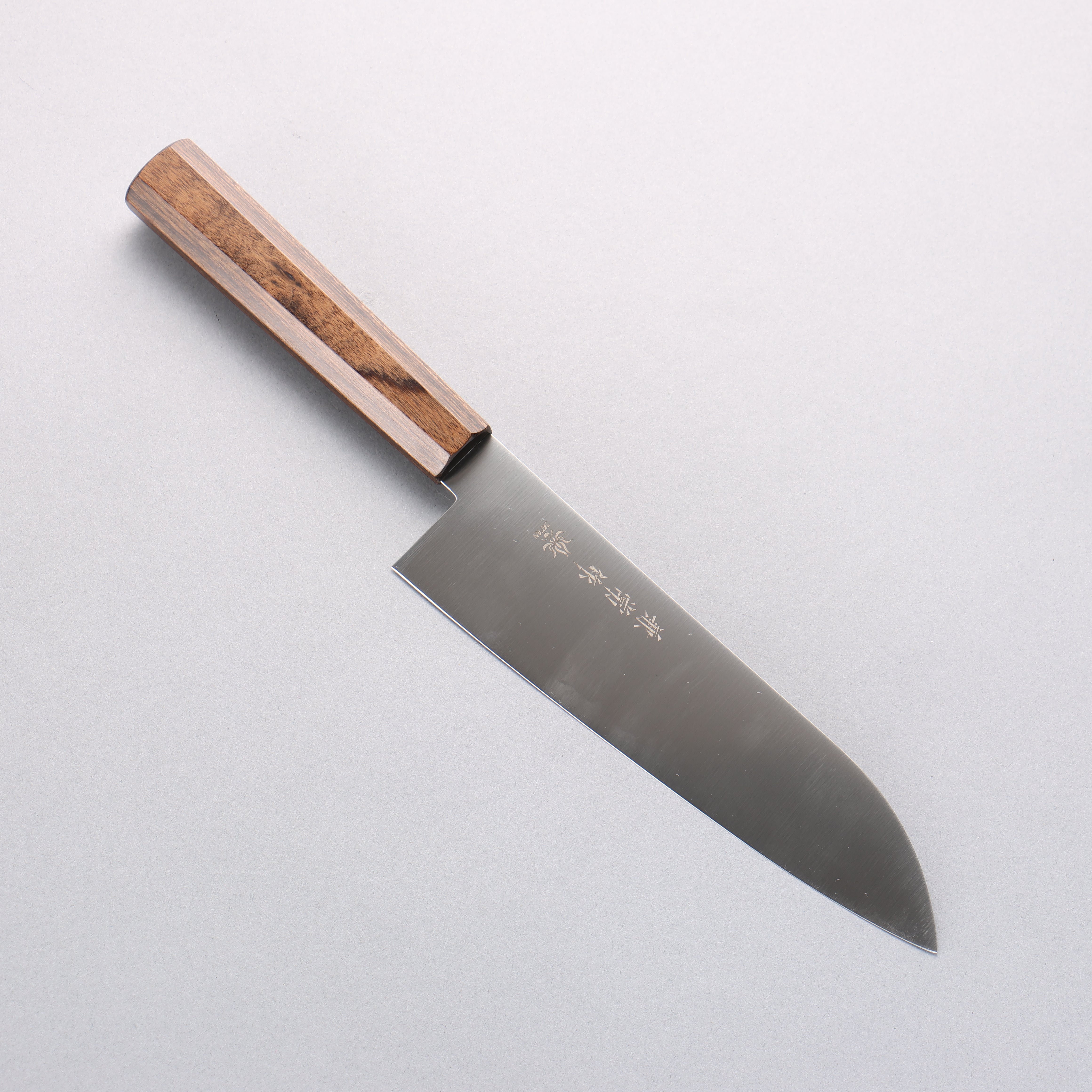 Kanetsune Ichizu VG10 Santoku Knife 180mm - High Carbon Stainless Steel Blade with Brown Pakka Wood Handle - Perfect for Slicing, Dicing & Mincing in Professional & Home Kitchens