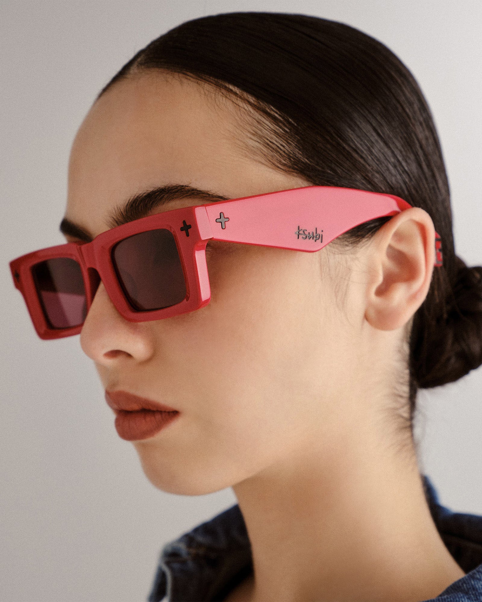 Smiths Polarized Sunglasses for Men & Women - Red & Black Frame with UV400 Protection - Ideal for Driving, Beach, and Outdoor Activities