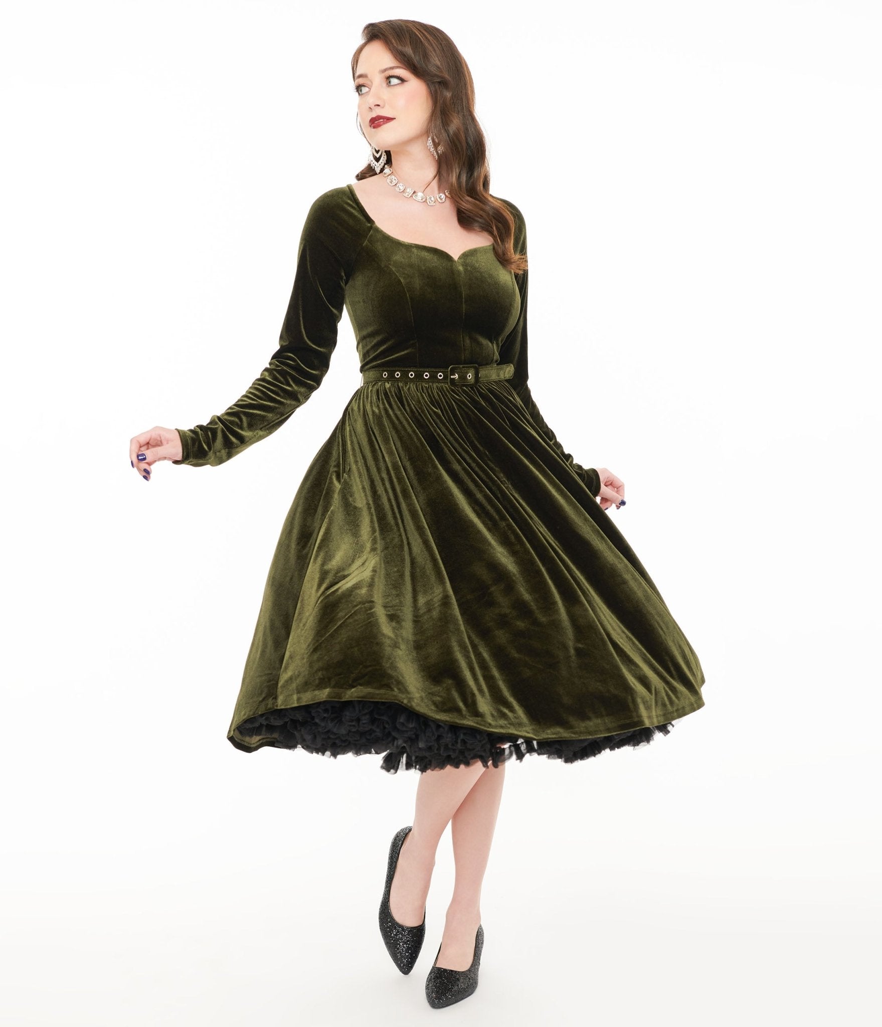 Vintage 1950s Dark Olive Velvet Swing Dress - Retro Sweetheart Neckline Cocktail Dress for Parties, Weddings & Special Occasions