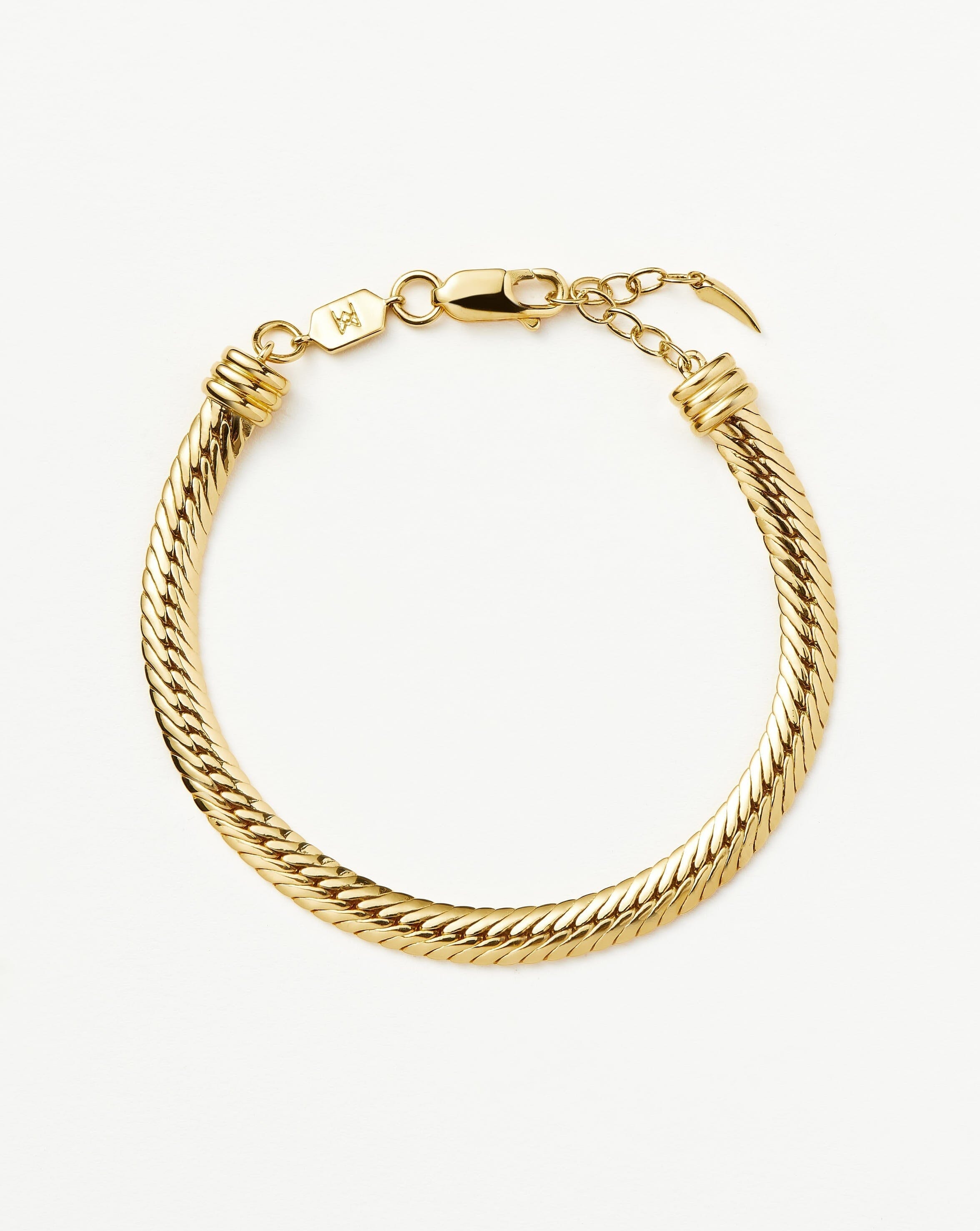 Trendy Camail Chain Bracelet for Women - Elegant Gold/Silver Link Bracelet - Perfect for Daily Wear, Parties & Gifts