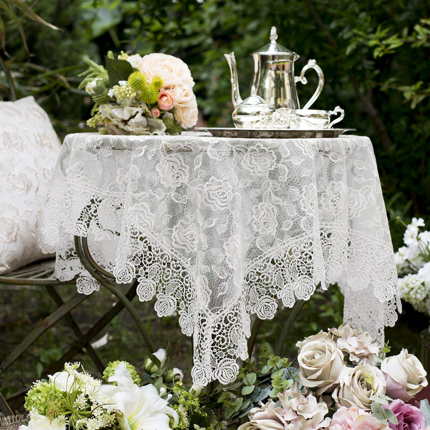 Elegant Embroidered Lace Tablecloth - 33