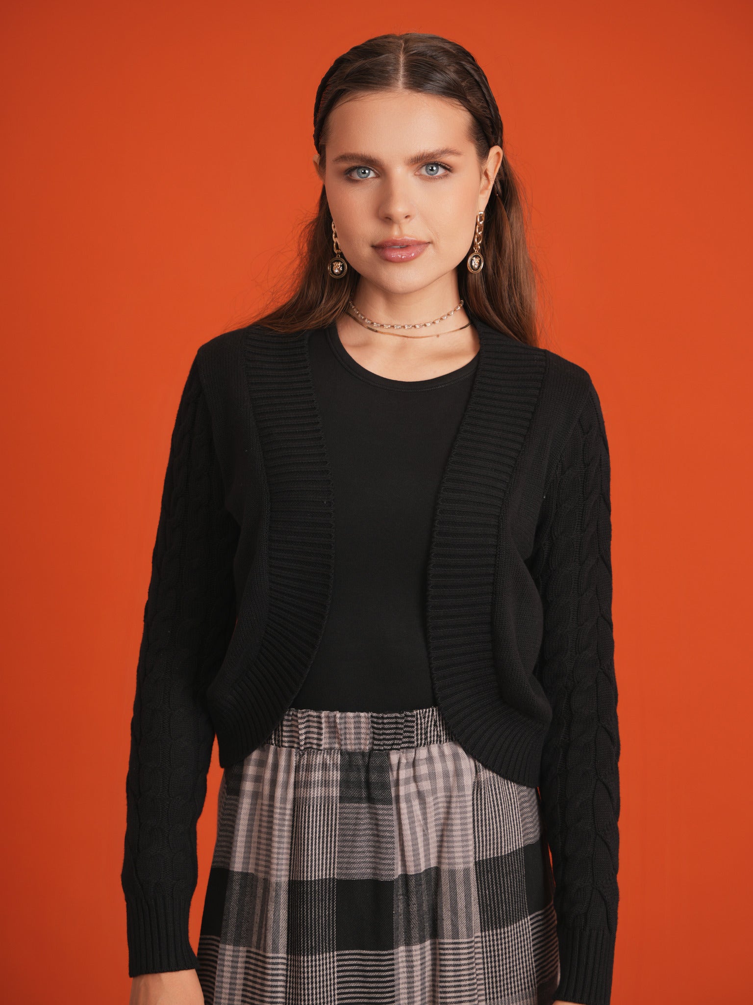 Chunky Cable Knit Crop Cardigan for Women - Soft & Cozy Winter Sweater - Perfect for Layering, Casual Outfits & Office Wear