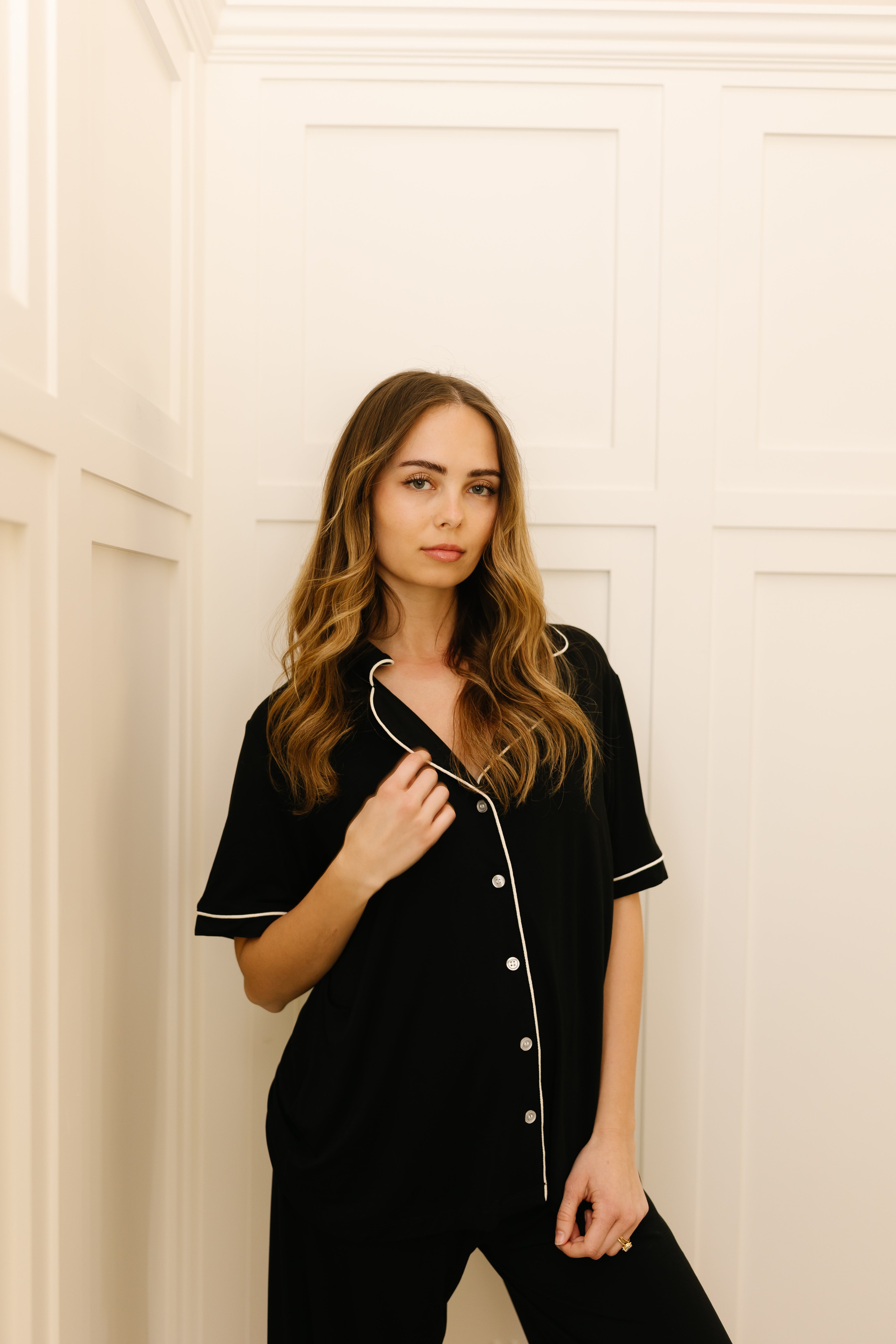 Elegant Black Tie Pajama Set for Women - Soft Short Sleeve Sleepwear for Comfortable Nights & Relaxing Evenings at Home