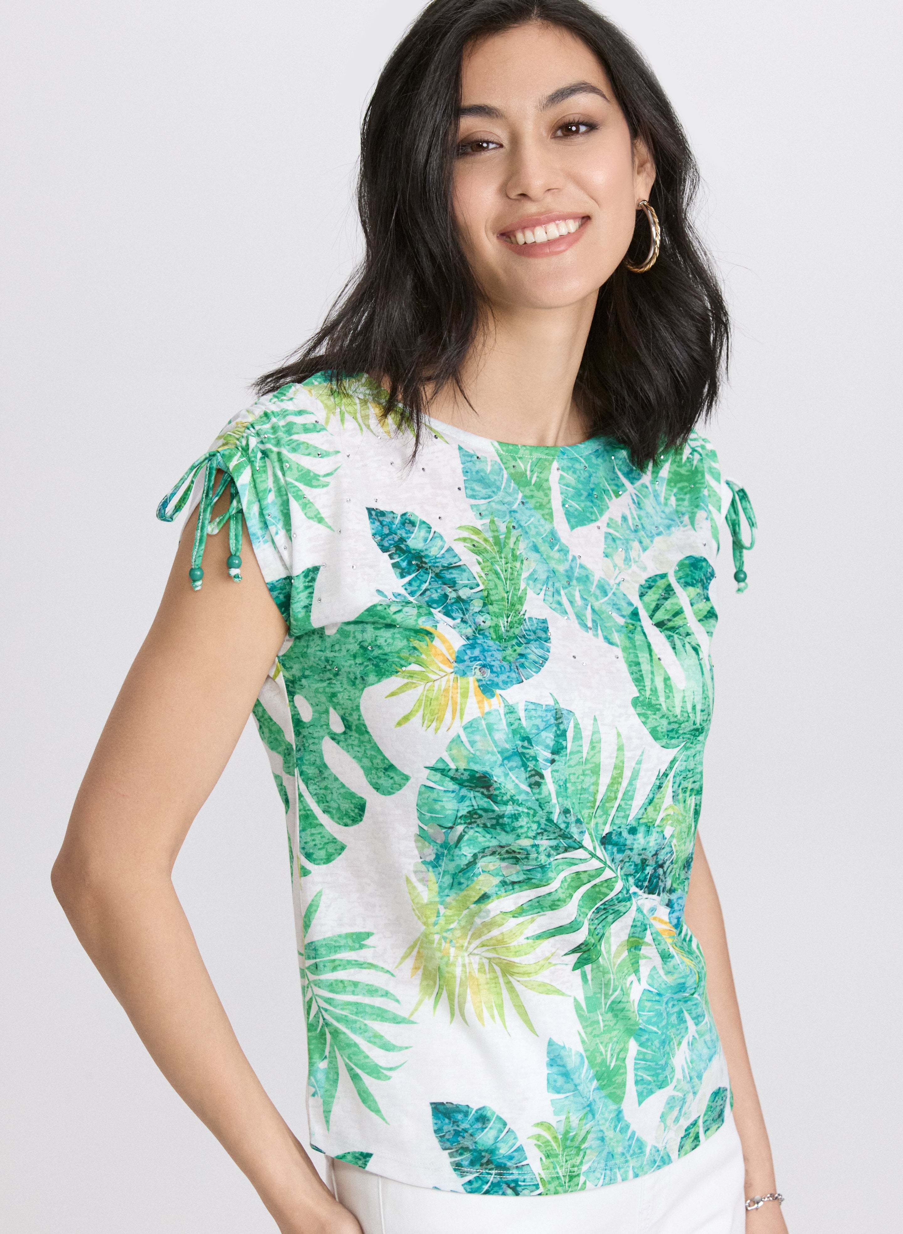 Embellished Palm Print T-Shirt for Women - Trendy Summer Casual Tee - Perfect for Beach Outings & Vacation Wear