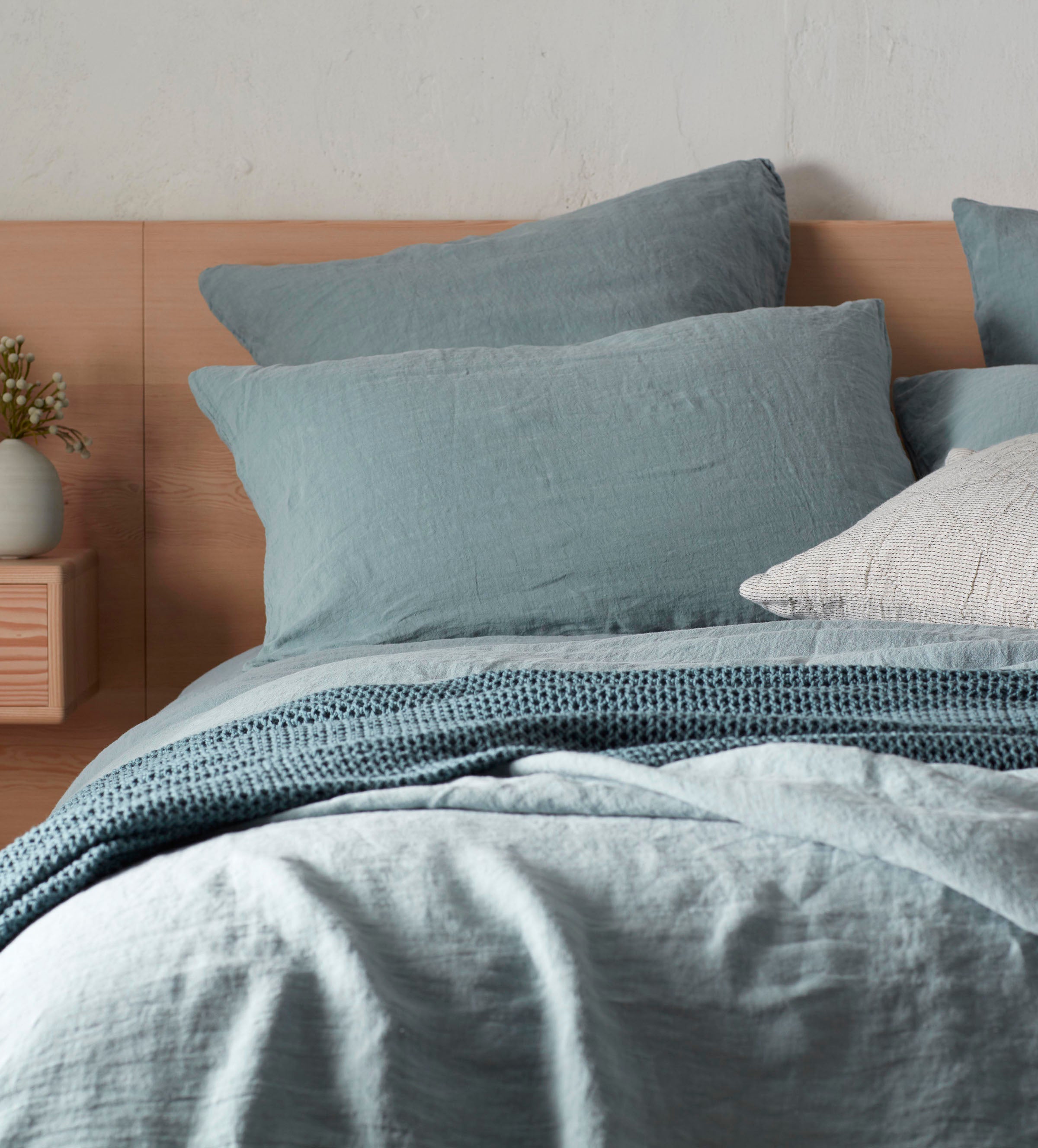 Premium 100% Linen Pillowcase Set - Soft Breathable Bedding for Side & Back Sleepers - Perfect for Home, Hotel & Airbnb Use