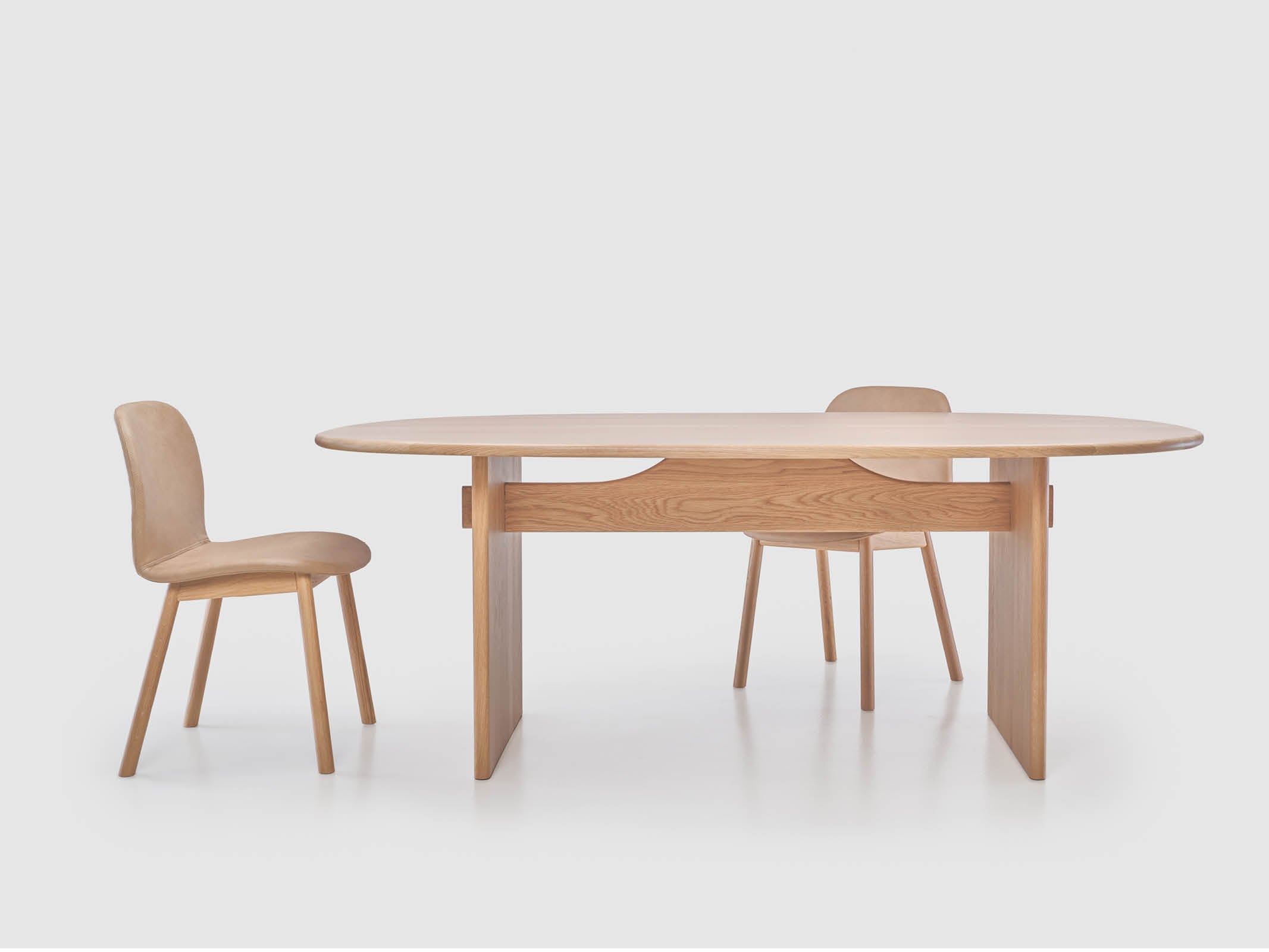 Kelly Dining Table - Modern Wooden Dining Table for 4-6 People, Kitchen & Dining Room Furniture - Perfect for Family Meals, Dinner Parties & Small Gatherings