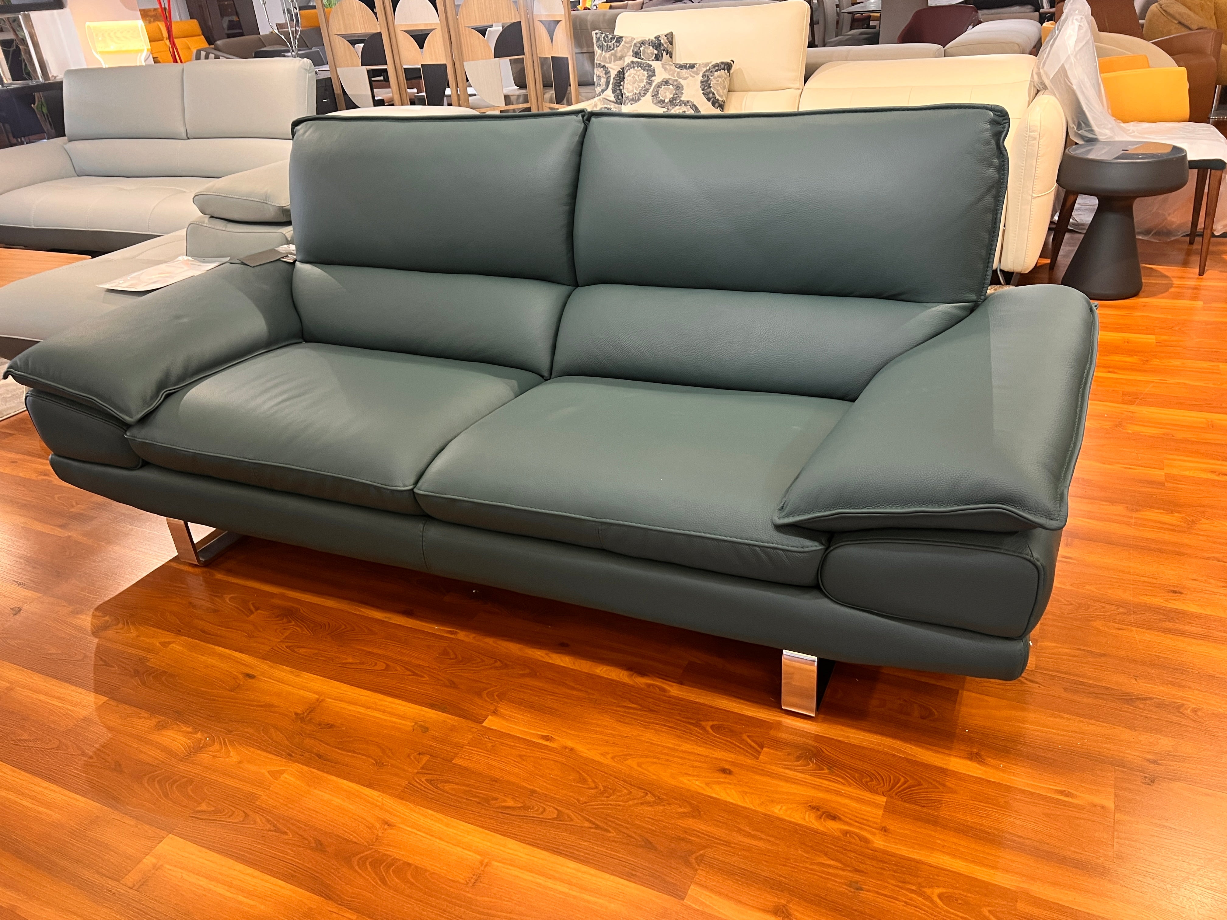 Nicoleti Dave Leather Sectional Sofa - Italian Genuine Leather Living Room Couch for Modern Home & Office Lounge