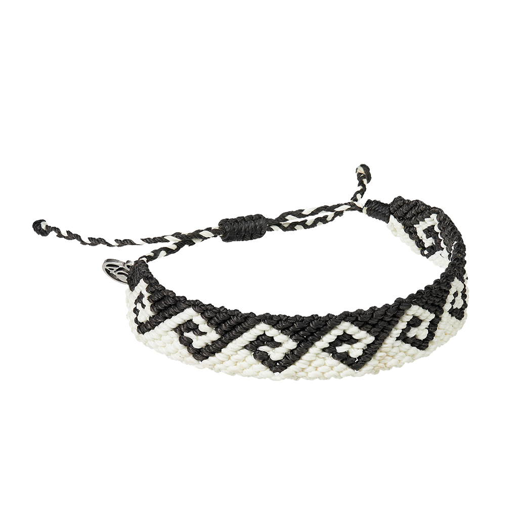 4ocean Deep Sea Beaded Bracelet for Women & Men - Eco-Friendly Ocean Plastic Jewelry - Perfect for Beach Lovers, Surfers & Environmental Activists