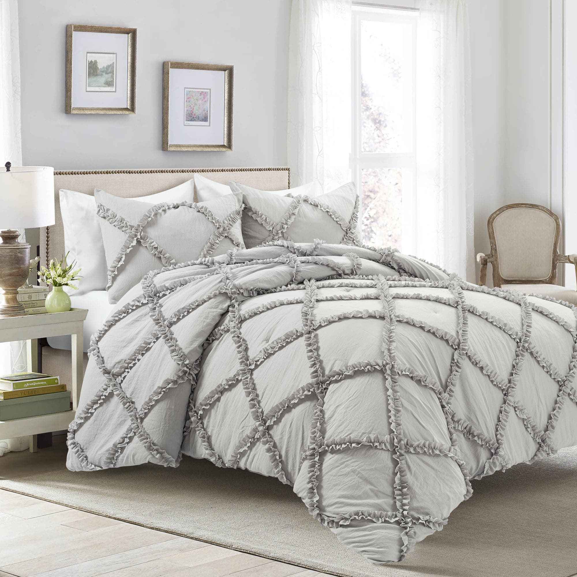 Luxury Ruffle Diamond 3-Piece Comforter Set - Queen Size Bedding with Pillow Shams - Elegant Bedroom Decor for Master Suite or Guest Room
