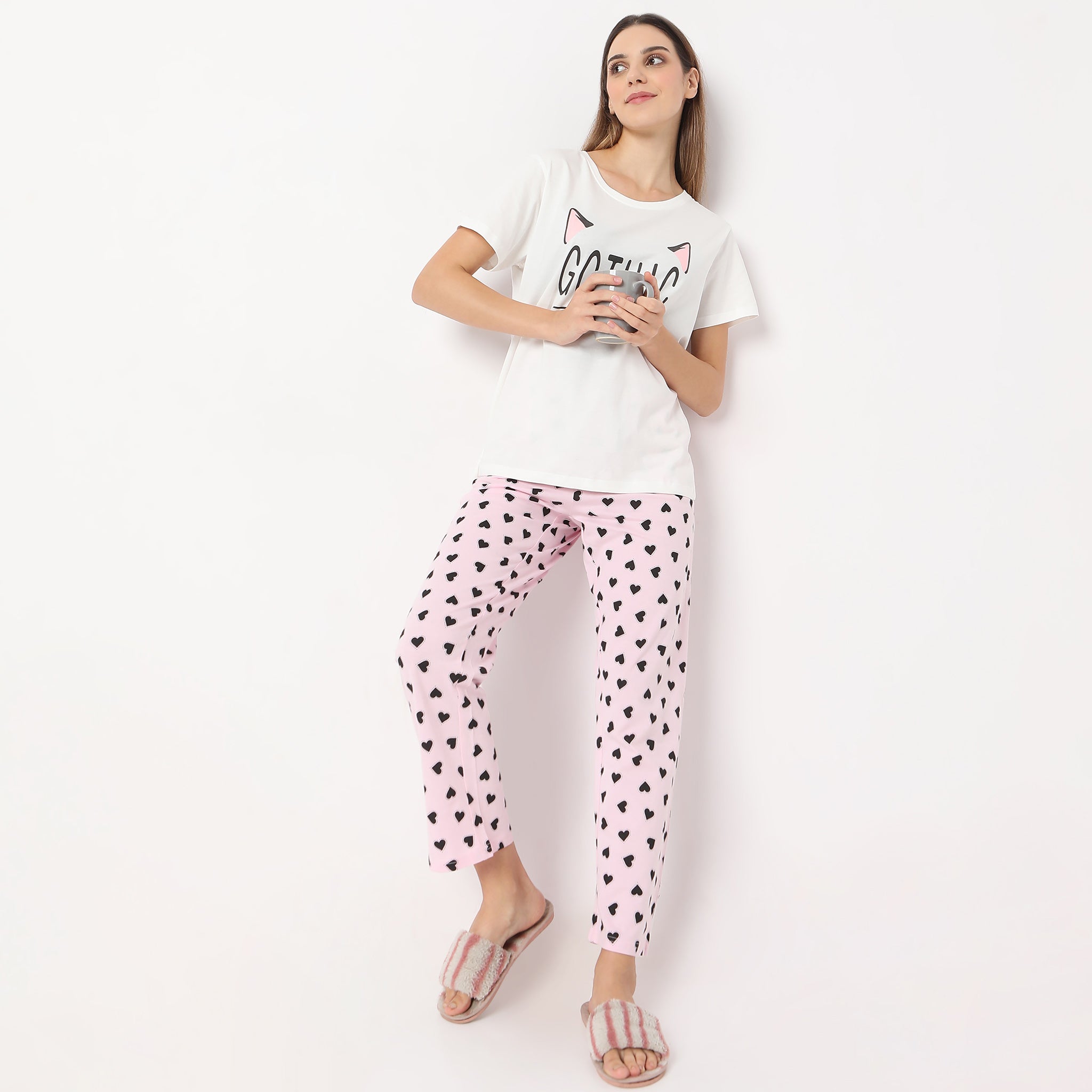 Floral Print Full Length Lounge Pajamas for Women - Soft & Comfortable Sleepwear for Relaxing at Home or Lounging in Style