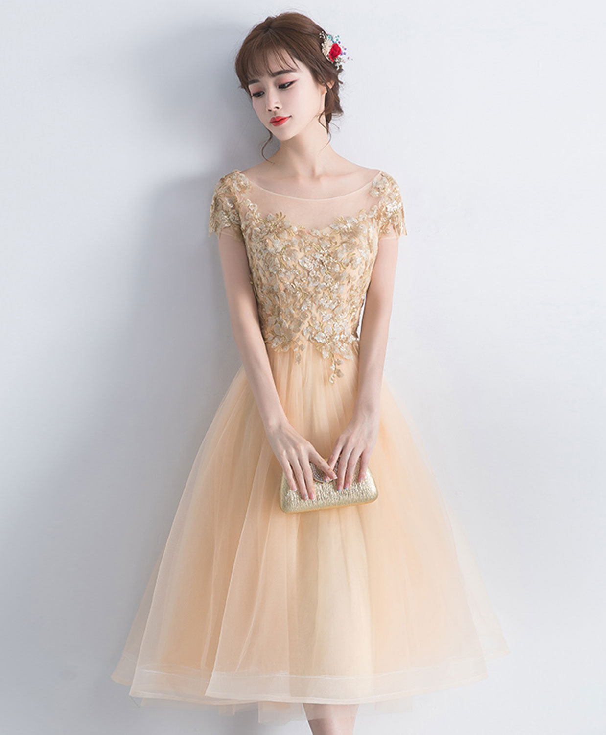 Champagne Lace Short Prom Dress - Elegant Homecoming Party Gown for Teens, Sweetheart Neckline & Flowy Skirt | Perfect for Prom Night, Homecoming Dance & Special Occasions