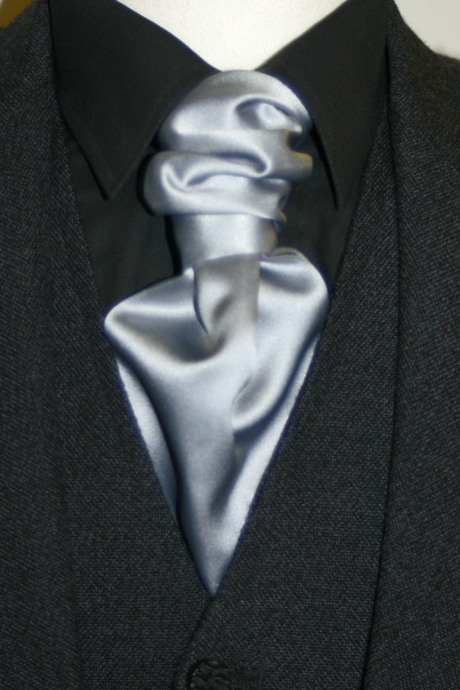 Elegant Silver Grey Ruche Cravat Necktie - Premium Silk Fashion Accessory for Weddings, Formal Events & Business Meetings