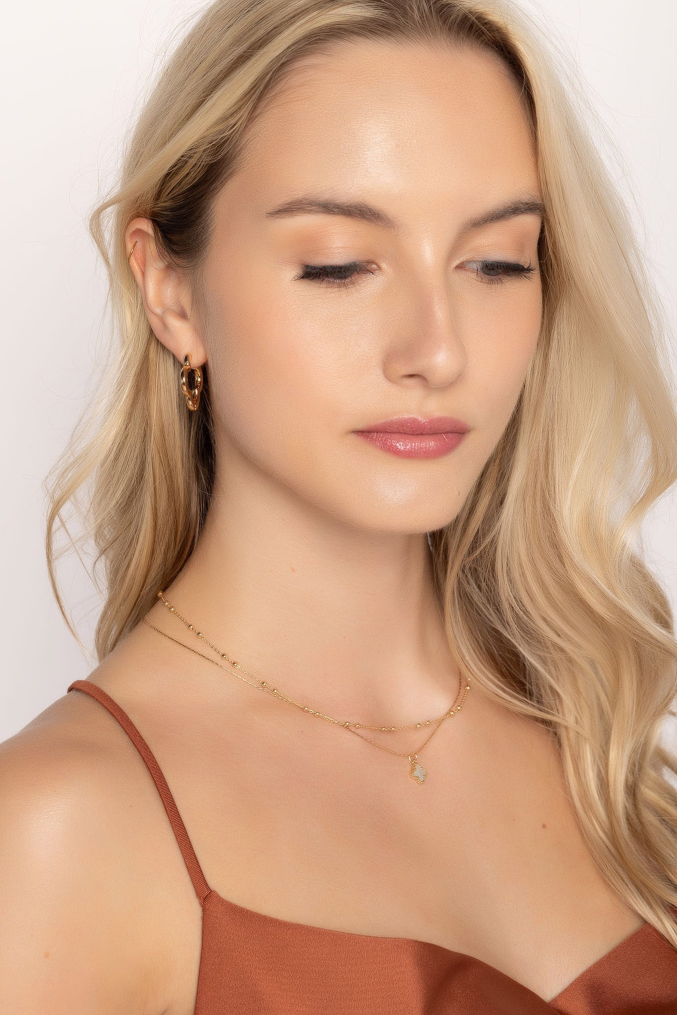 Lucky Double Strand Necklace with Clover Pendant - Elegant Irish Jewelry for Women, Perfect for St. Patrick's Day Gifts & Everyday Wear