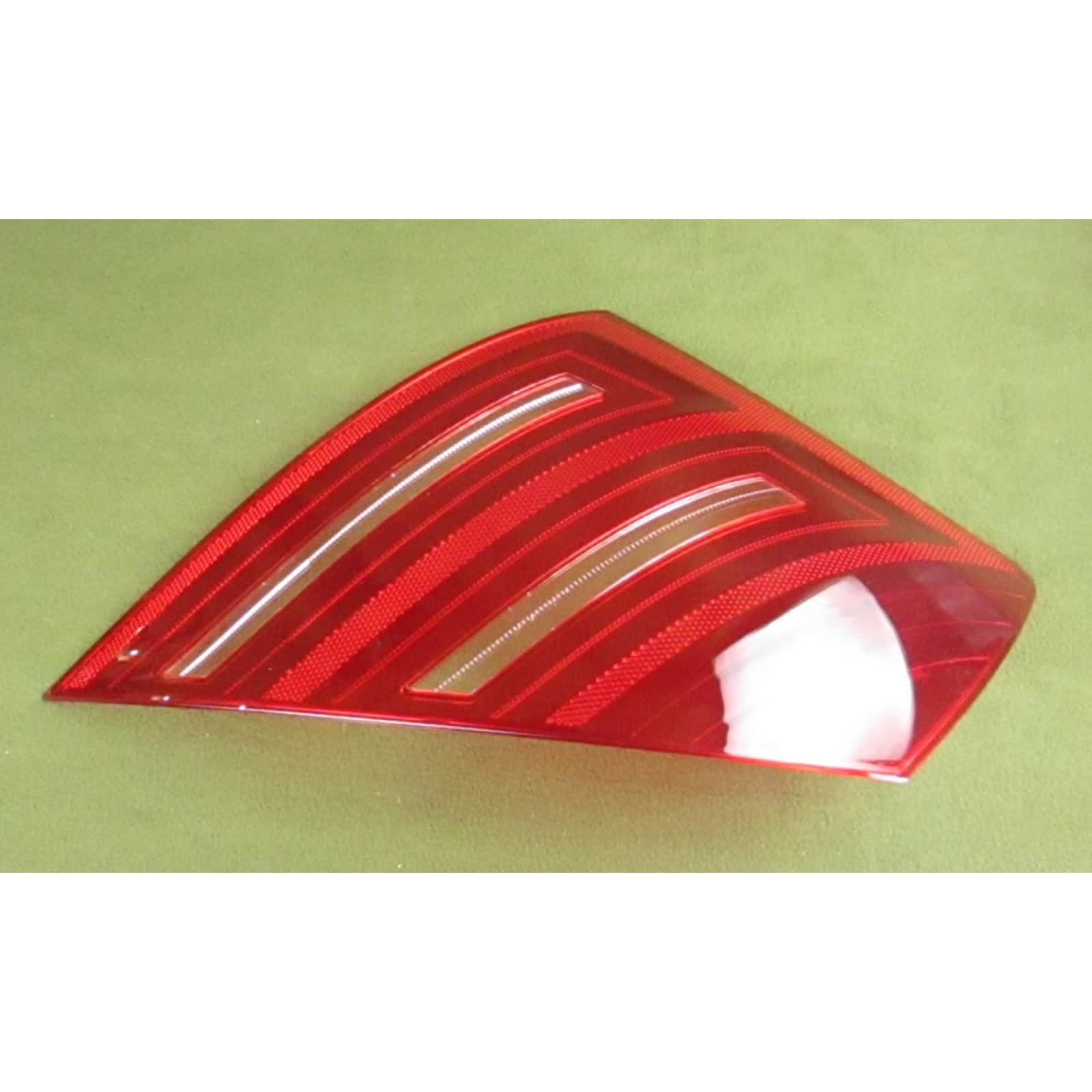 Mercedes Benz S Class W221 Rear Tail Light Cover Replacement (2010-2013 Models) - OEM Style Lamp Housing for Enhanced Visibility & Safety - Perfect for Night Driving & Car Restoration Projects