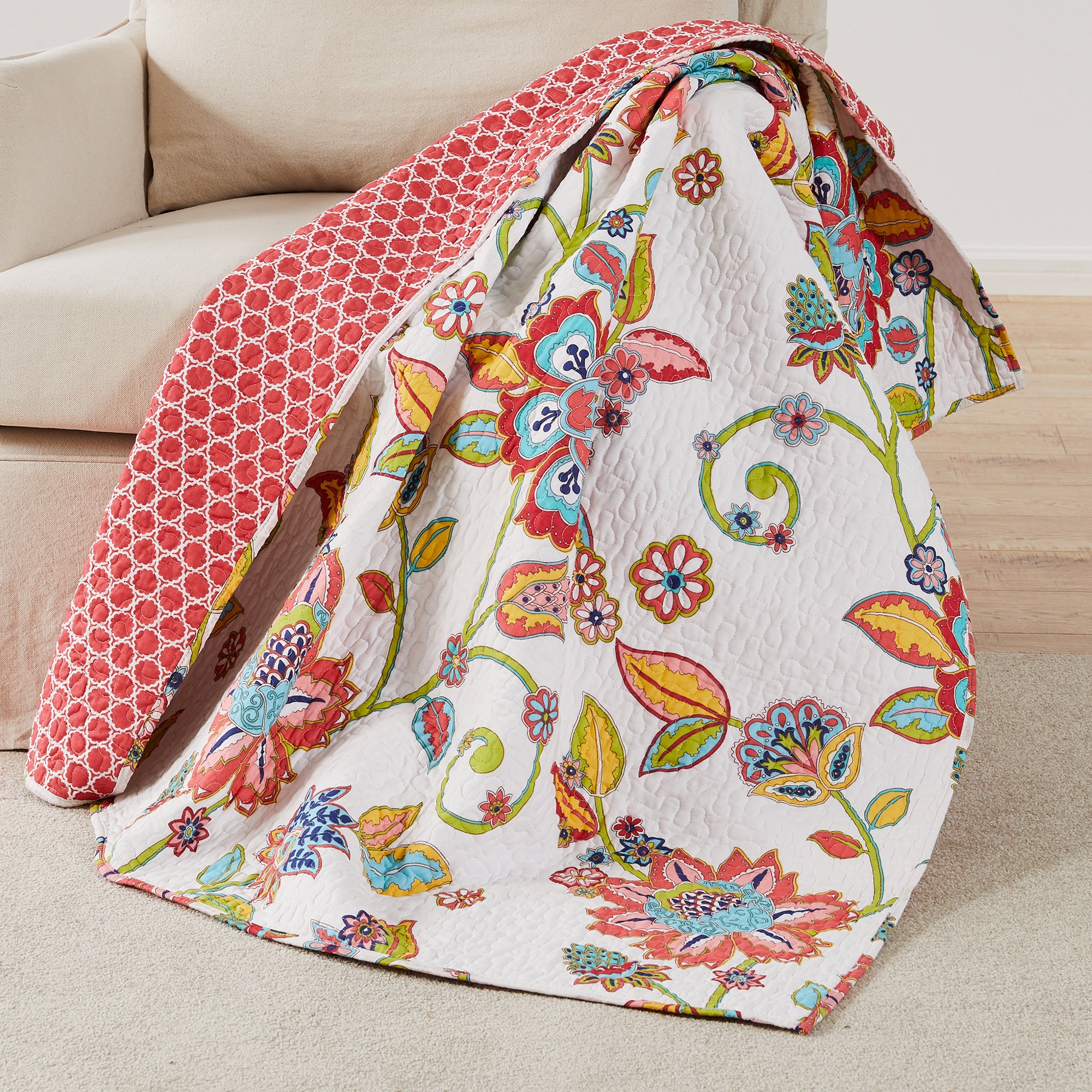 Clementine Spring Quilted Throw Blanket - Soft Lightweight Cozy Bedspread for Couch, Sofa & Bed - Perfect for Living Room, Bedroom Decor & Gift Giving