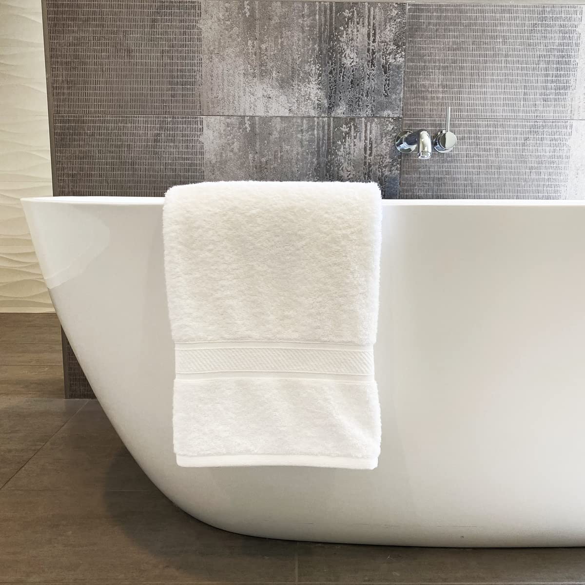 Premium Lake Tahoe Luxury Towel Set - 6-Piece Ultra Soft 100% Cotton Bath Towels, Made in USA, Crisp White - Perfect for Spa, Beach & Luxury Bathroom Decor
