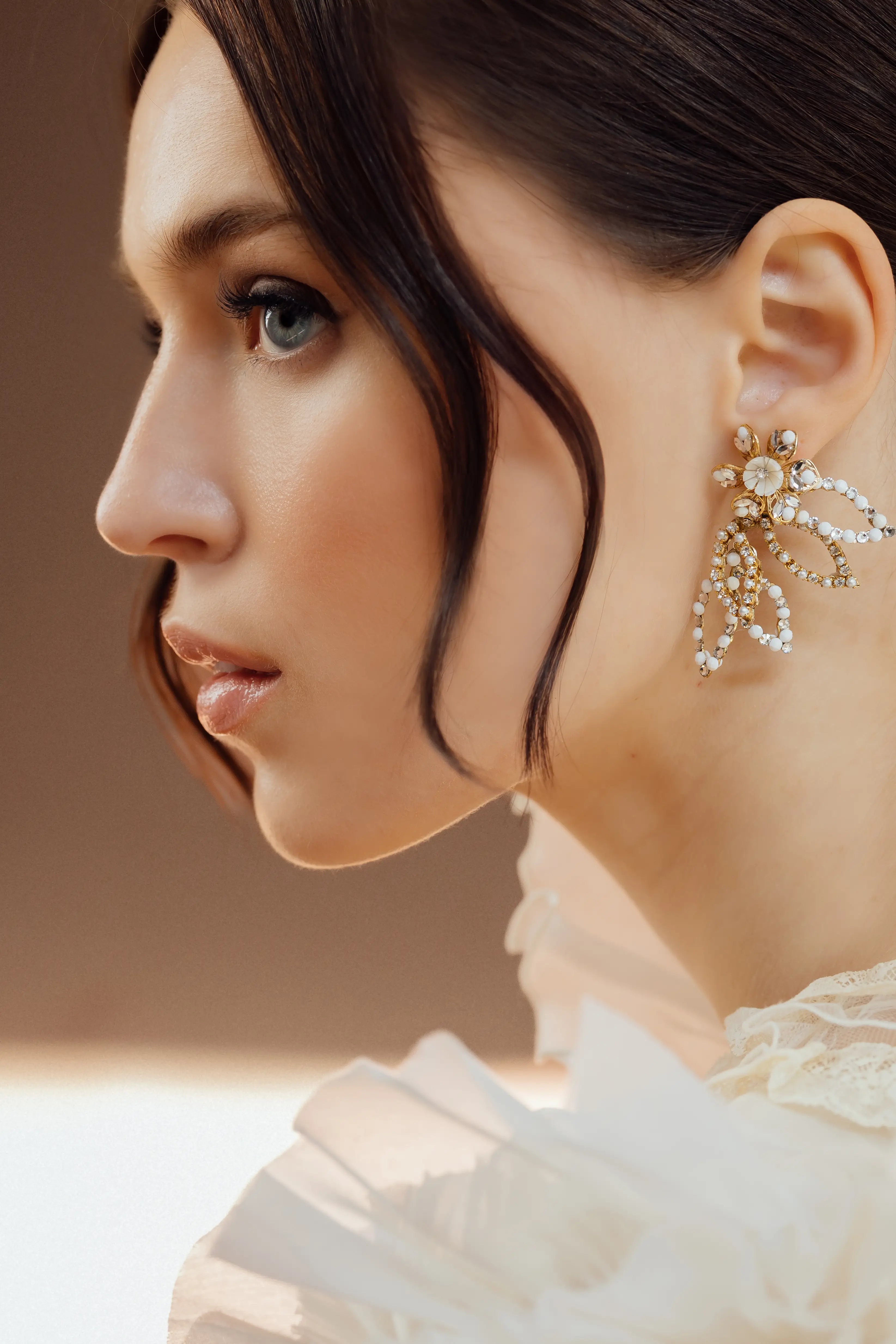 Golden Laurel Leaf Earrings Jacket - Elegant Gold-Tone Ear Cuffs for Women - Perfect for Weddings, Parties & Special Occasions