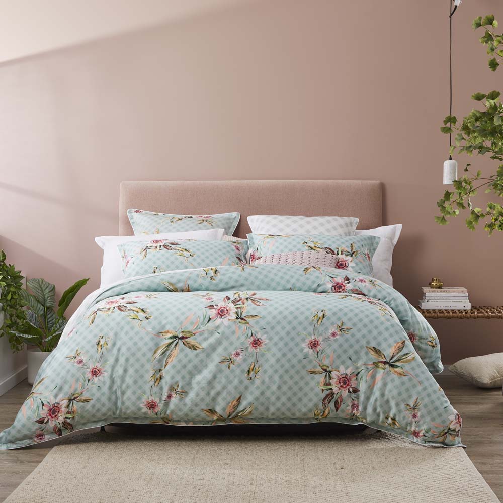Darlita Sage Quilt Cover Set King Size - Soft Luxury Bedding Set for Master Bedroom | Perfect for Home Decor & Guest Room Styling