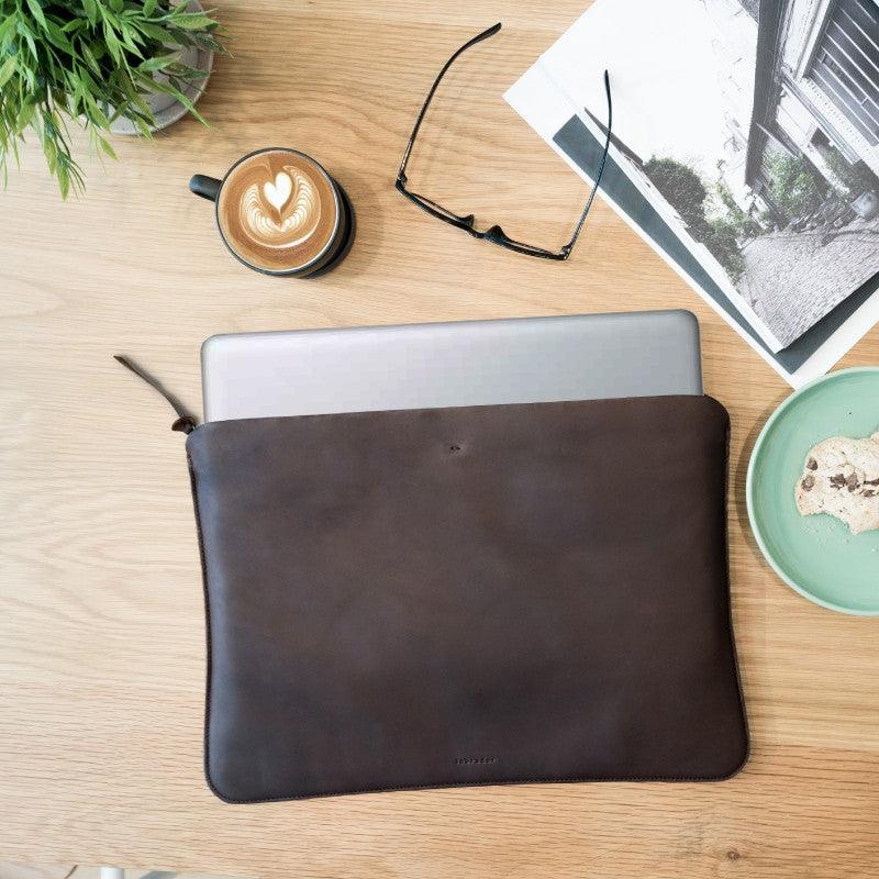 Premium Labrador Leather Soft Case for 15-inch Laptops - Durable & Stylish Protection for Work, Travel & Everyday Use