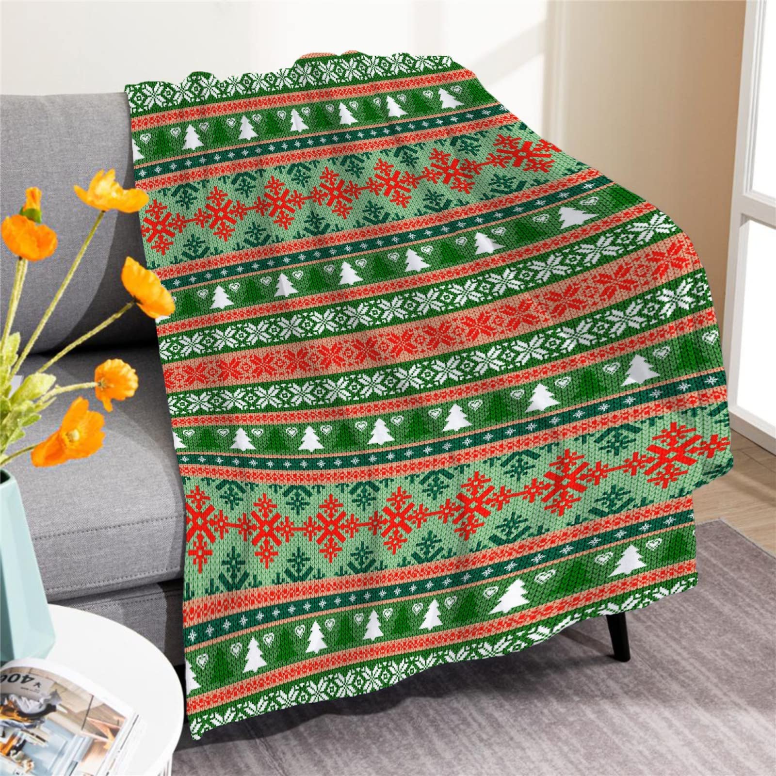 Soft Flannel Christmas Blanket - Lightweight Cozy Throw for Family, Luxury Microfiber Bed Blanket 120