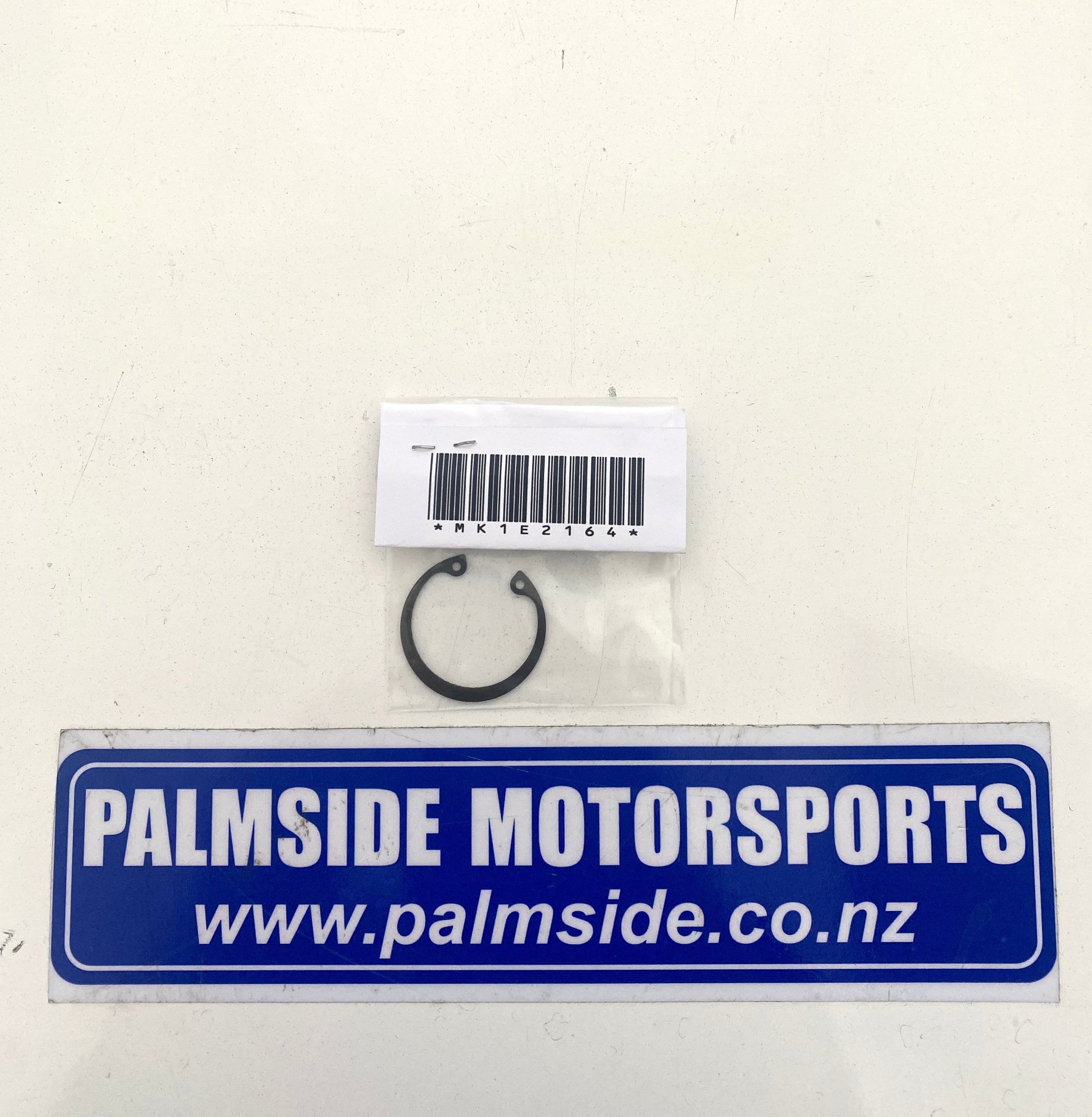 Escort MK1 Speedo Cable Clip MK1E2164 - Genuine Replacement Part for Classic Ford Escort - Perfect for Restoration & DIY Auto Repair Projects