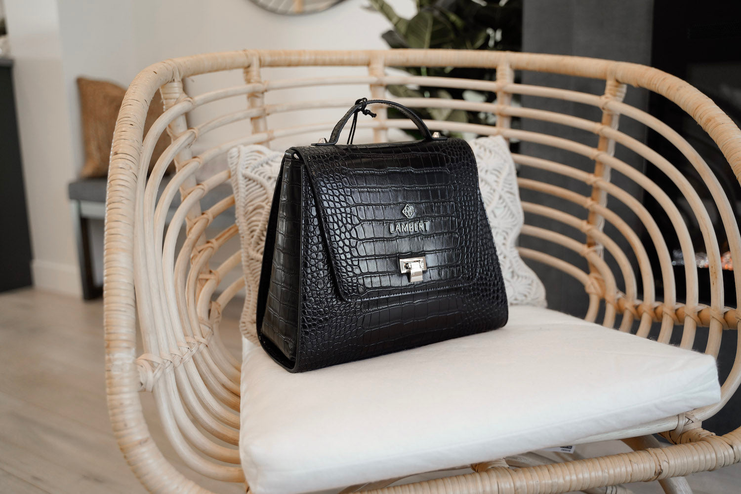Elie Bag - Stylish & Durable Crossbody Purse for Women | Perfect for Work, Travel & Everyday Use
