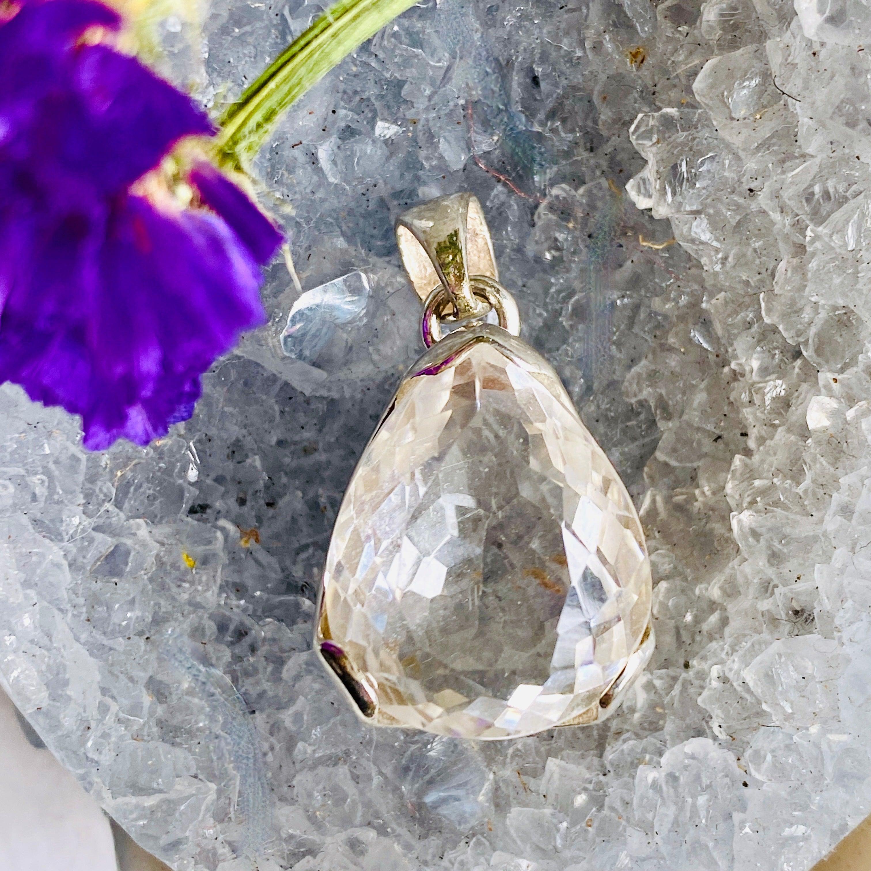 Clear Quartz Teardrop Faceted Pendant Necklace KPGJ2691 - Elegant Crystal Jewelry for Healing, Meditation & Spiritual Gifts