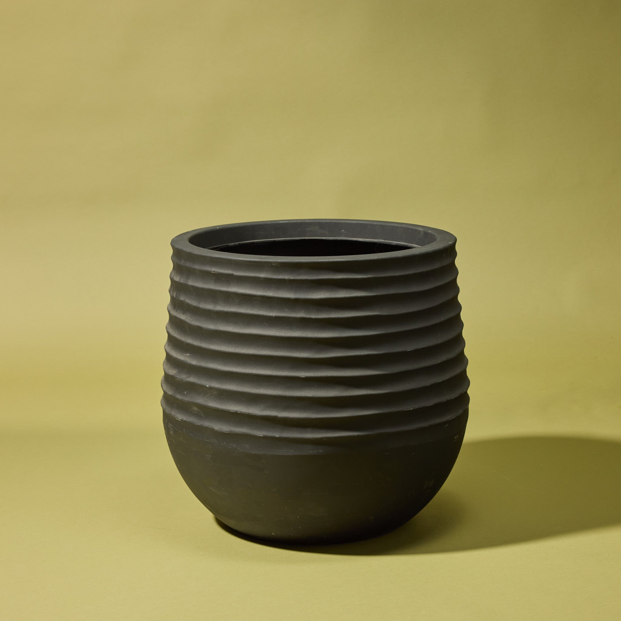 Ryker Stonelite Planter - 19.3 Inch Black Modern Indoor Outdoor Flower Pot for Plants | Perfect for Home Garden, Patio, and Office Decor