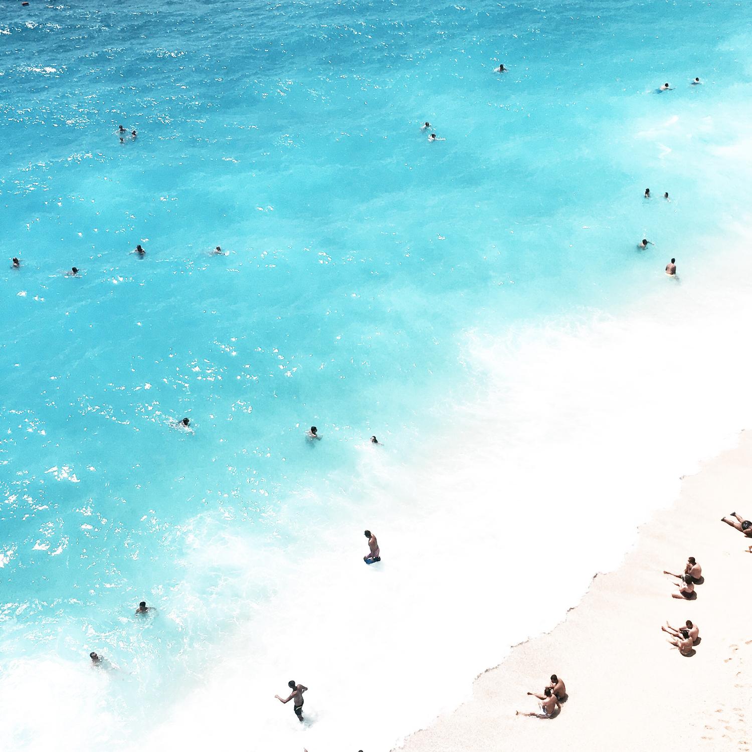 Best Beach Day Essentials - Sun Protection, Comfort & Fun for Your Perfect Beach Outing | Beach Towels, Sunscreen, Hats & More