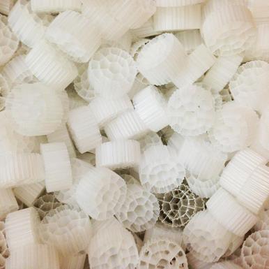 Premium Koi Pond Filter Media Bio Cell - High-Efficiency Bio Filtration Similar to K3 - Ideal for Outdoor Koi Ponds, Water Gardens & Aquaculture Systems