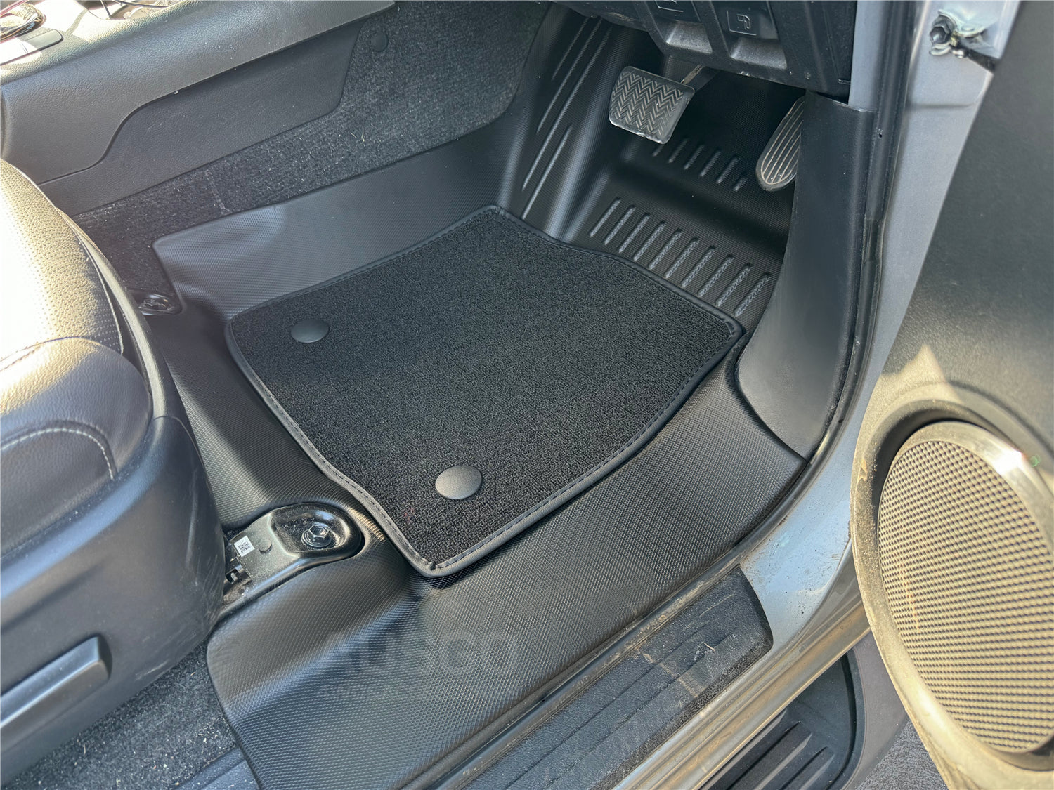 Premium Double Layer All-Weather Car Floor Mats for Toyota Hilux Dual Cab (2015-2023 Models) - Heavy Duty Protection & Easy Cleaning - Perfect for Off-Road, Work & Family Use