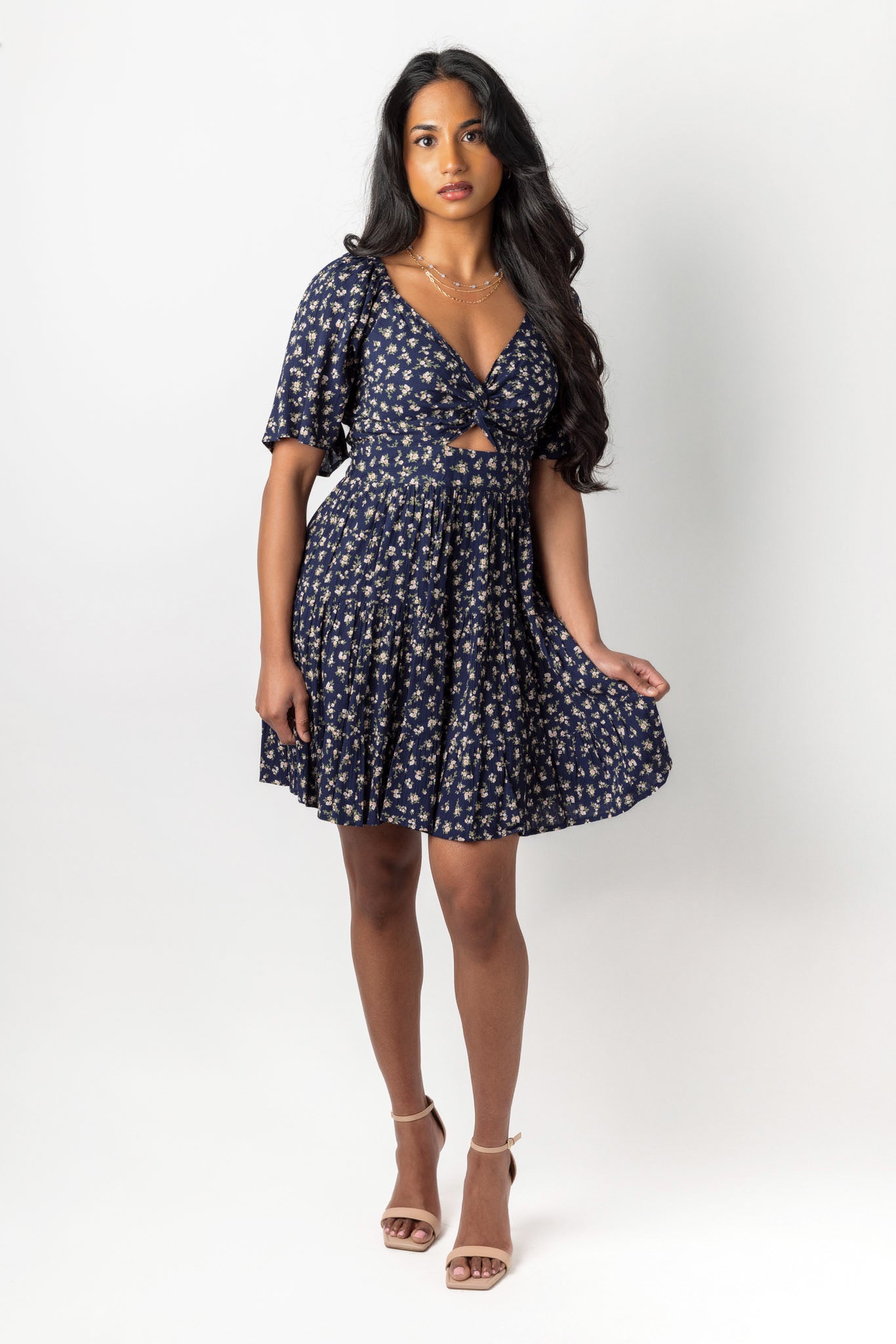 Floral Print Short Sleeve V-Neck Mini Dress for Women - Casual Summer Outfit for Beach, Party & Date Night
