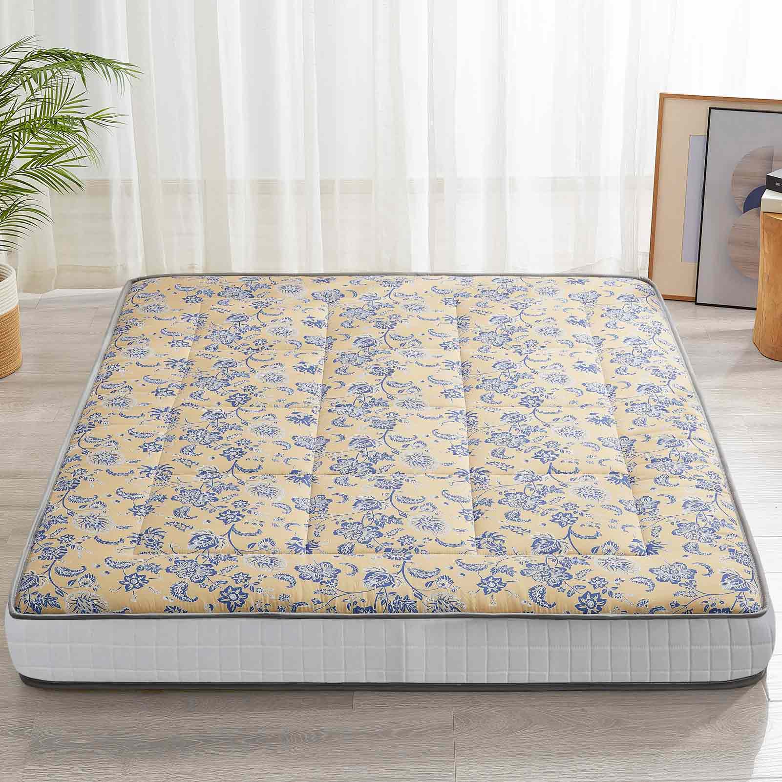 MAXYOYO 6-Inch Extra Thick Floor Futon Mattress - Blue Floral Paisley Pattern - Foldable Guest Bed for Small Spaces, Dorm Room, Camping & Home Use