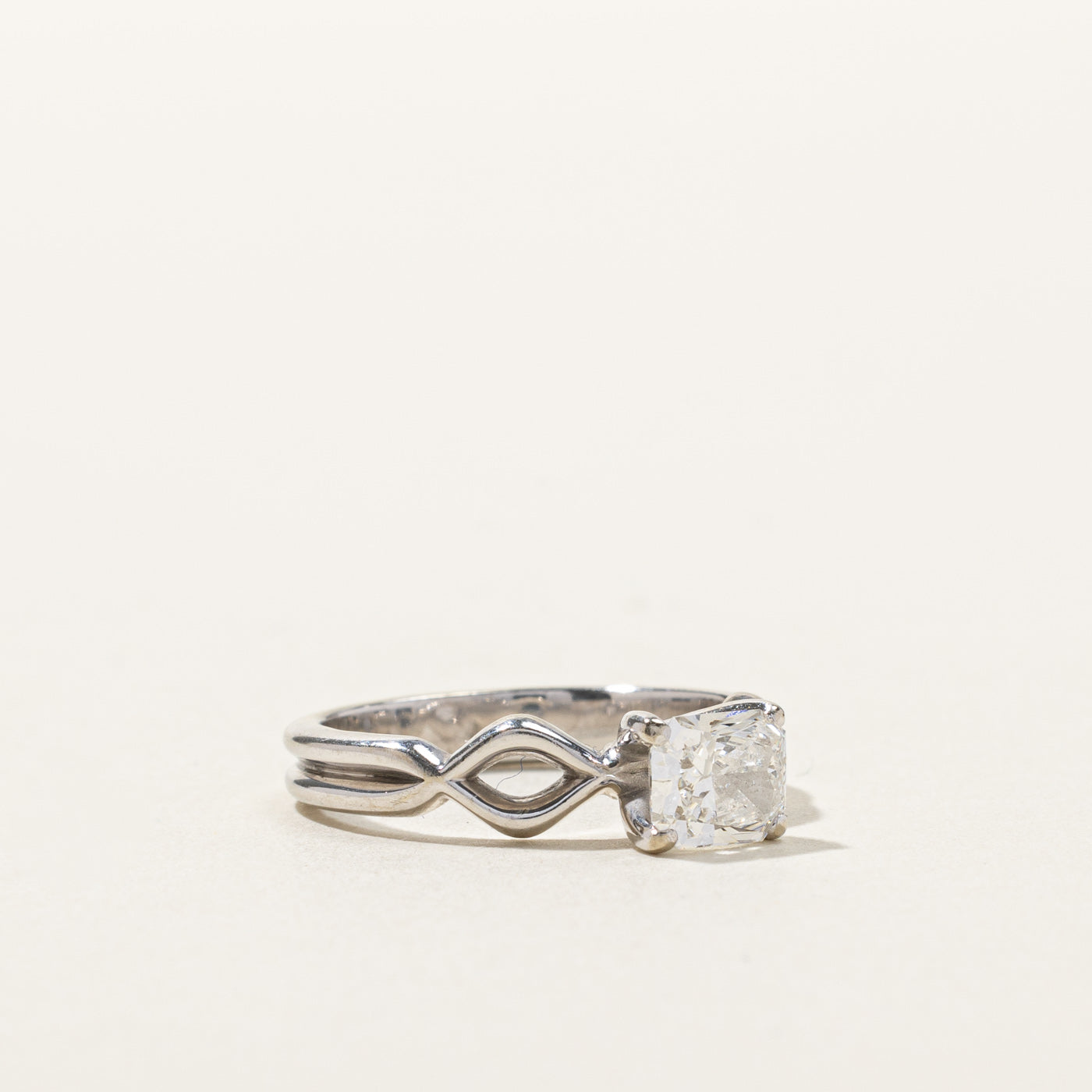 0.79ct Radiant Cut Solitaire Diamond Engagement Ring - SI1 Clarity, F Color, Size 5.5 - Perfect for Proposals, Anniversaries & Special Occasions