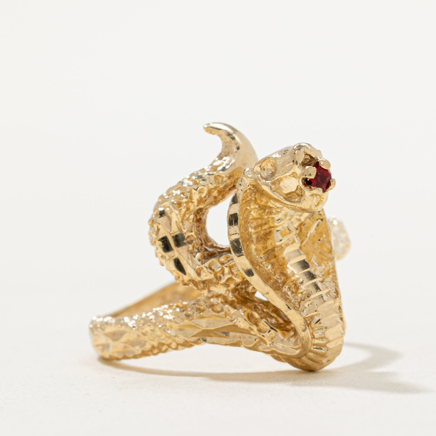 Elegant Red Glass Snake Ring with 0.03ct Sparkle - Size 12 - Perfect for Gothic Fashion, Halloween Costume & Unique Jewelry Gift