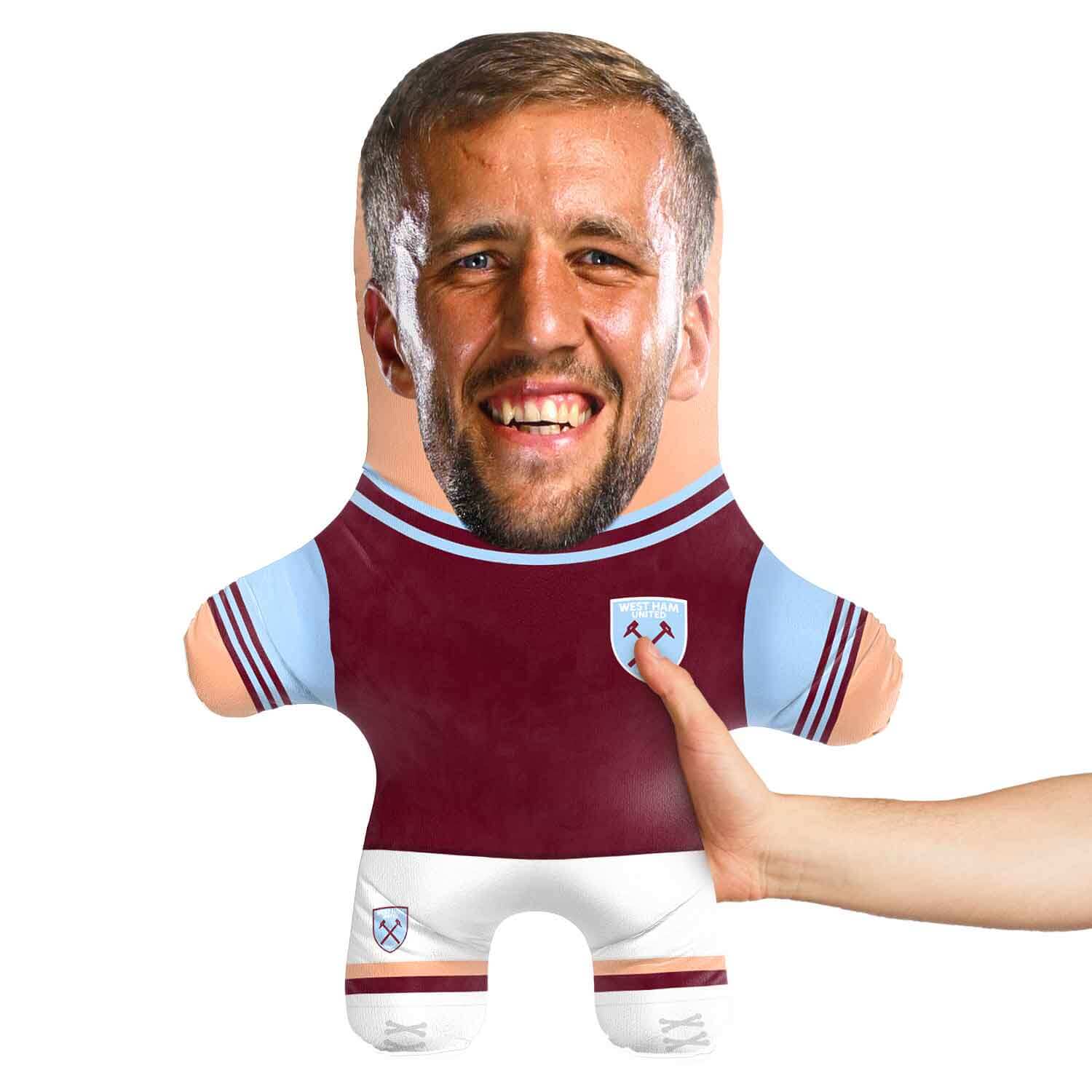 Tomáš Souček Face Pillow - Soft & Comfortable Football Player Pillow for Fans - Perfect for Home, Office, and Game Day Decor