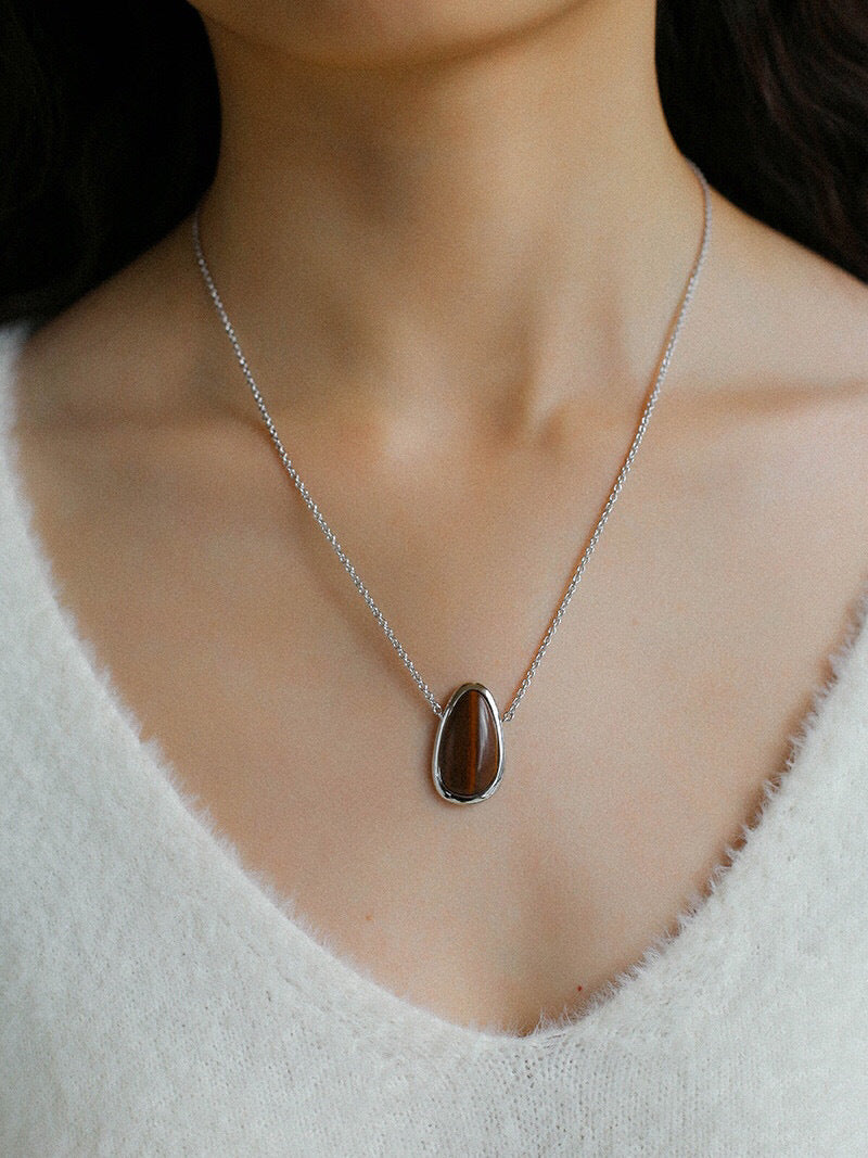 925 Sterling Silver Teardrop Pendant Necklace with Wood Grain Stone - Minimalist Elegant Jewelry for Women, Perfect for Daily Wear, Office & Special Occasions
