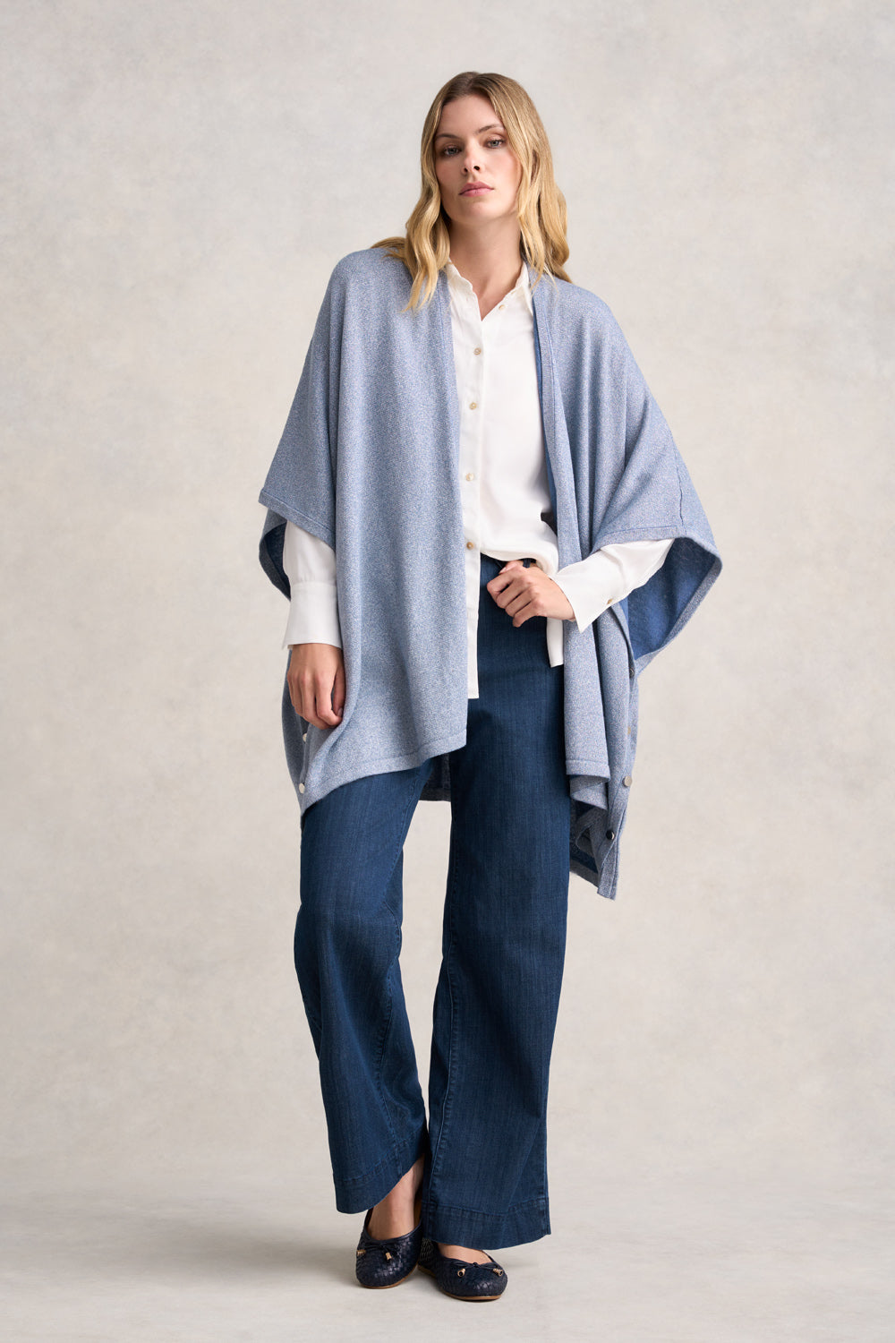 Premium Silver Blue Merino Wool Poncho - Soft & Warm Winter Wrap for Women - Perfect for Outdoor Adventures, Travel & Cozy Evenings