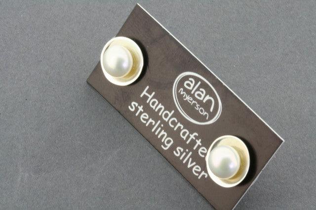 Sterling Silver Disc and Pearl Stud Earrings - Elegant Jewelry for Women, Perfect for Parties, Weddings & Everyday Wear